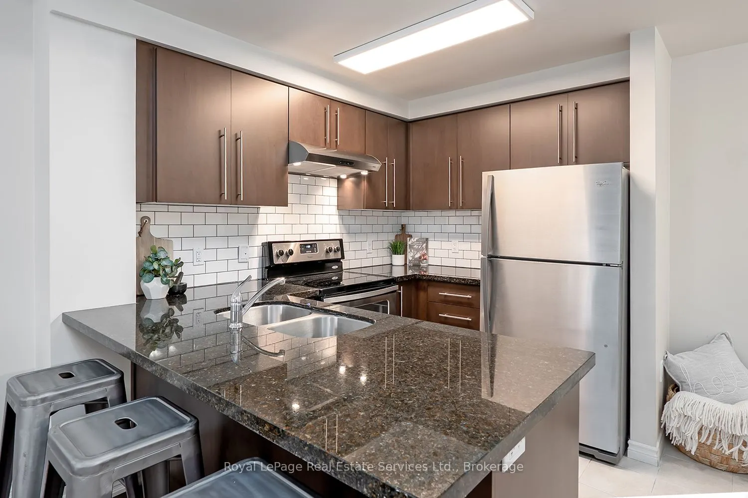 1077 Gordon Street, #337