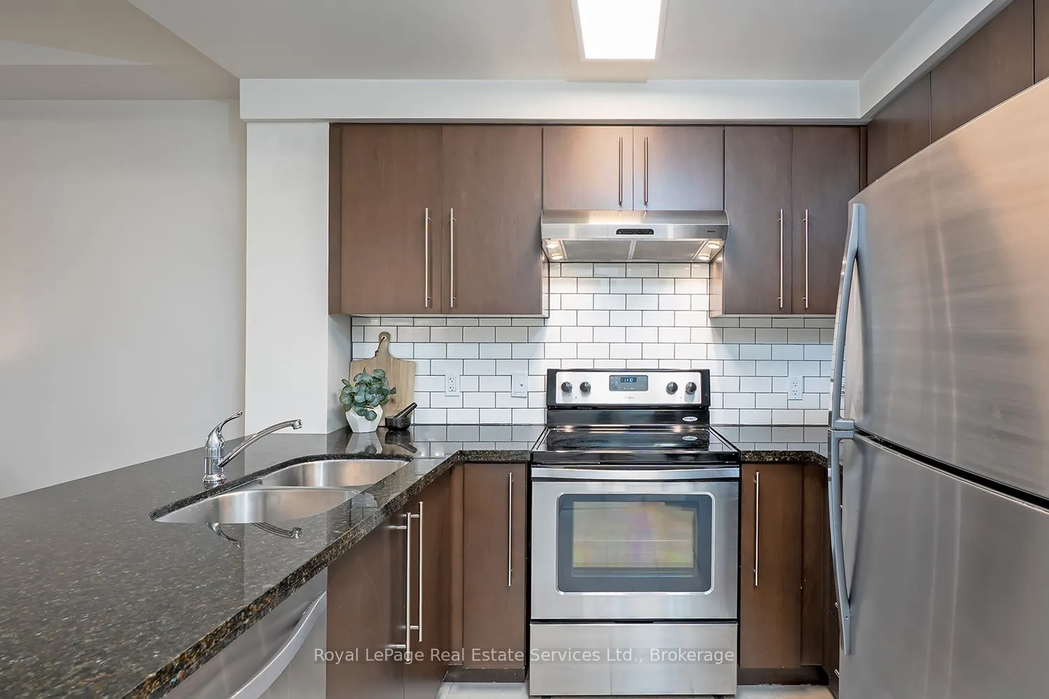 1077 Gordon Street, #337