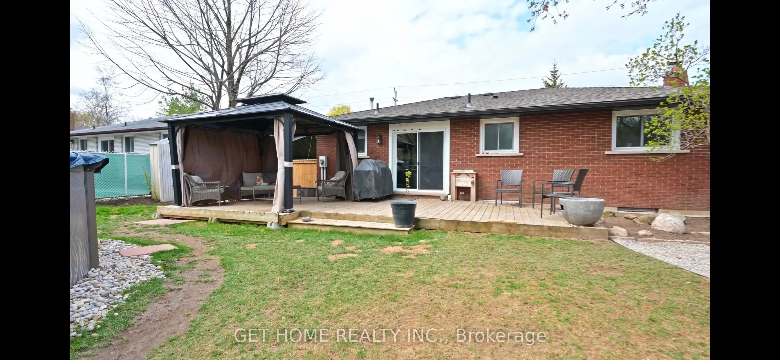 33 Renwick Avenue