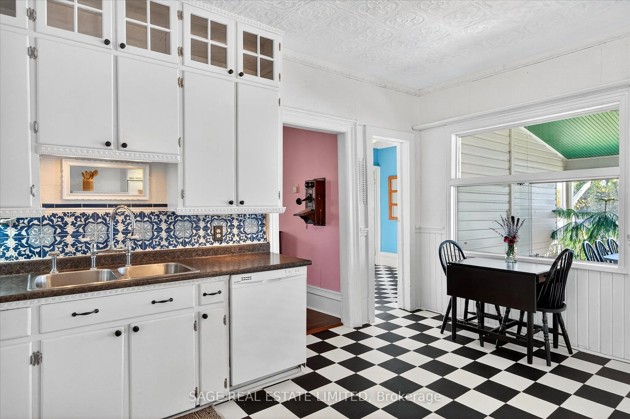 33 North Water Street