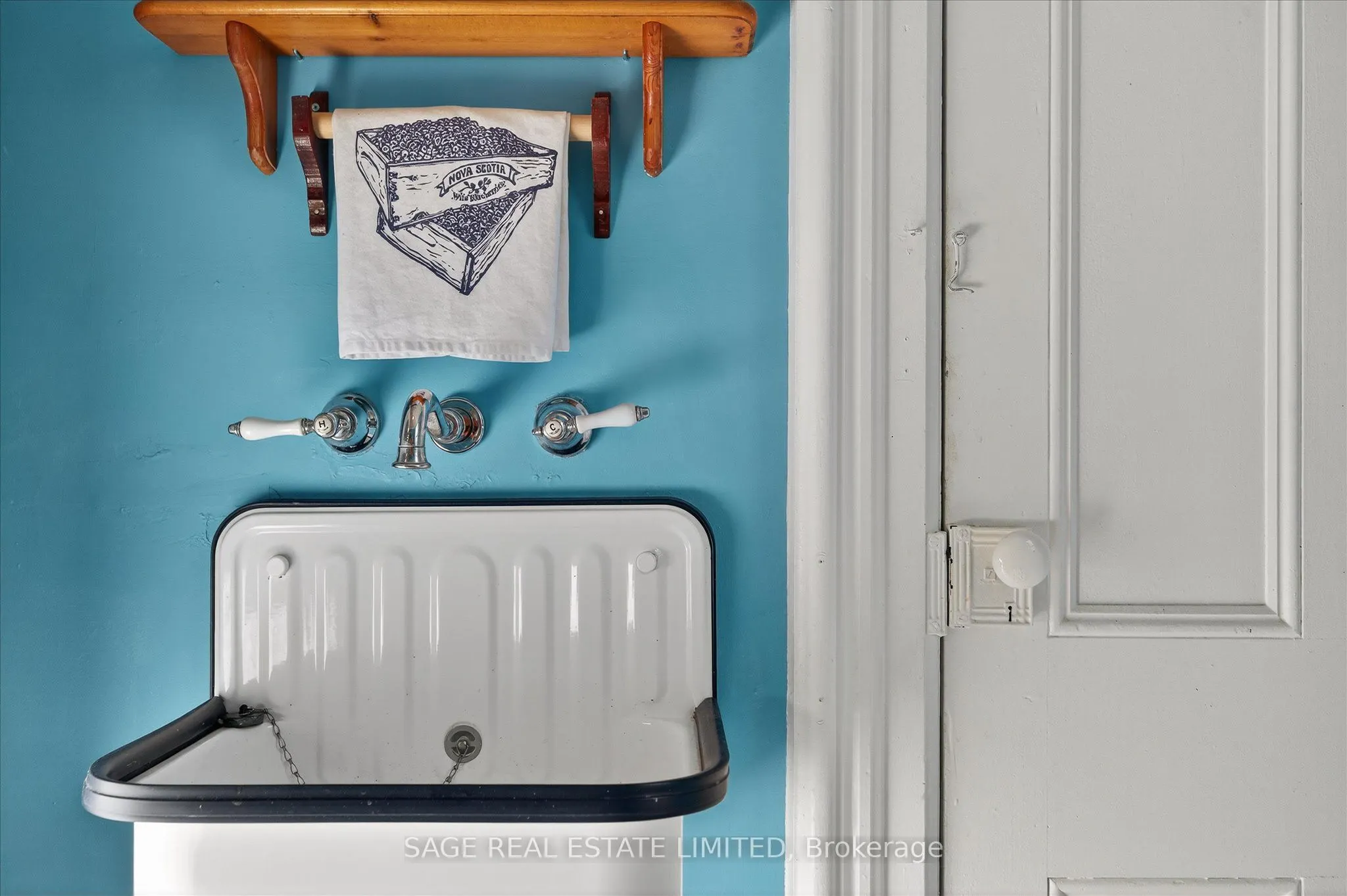 33 North Water Street