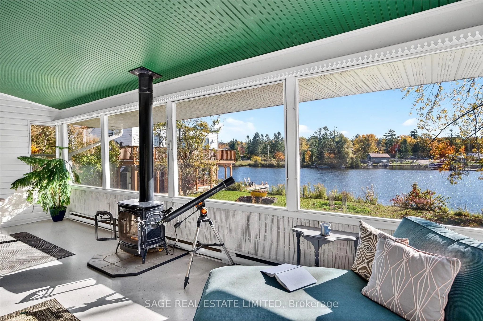 33 North Water Street