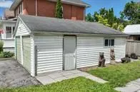 33 Sussex Street S