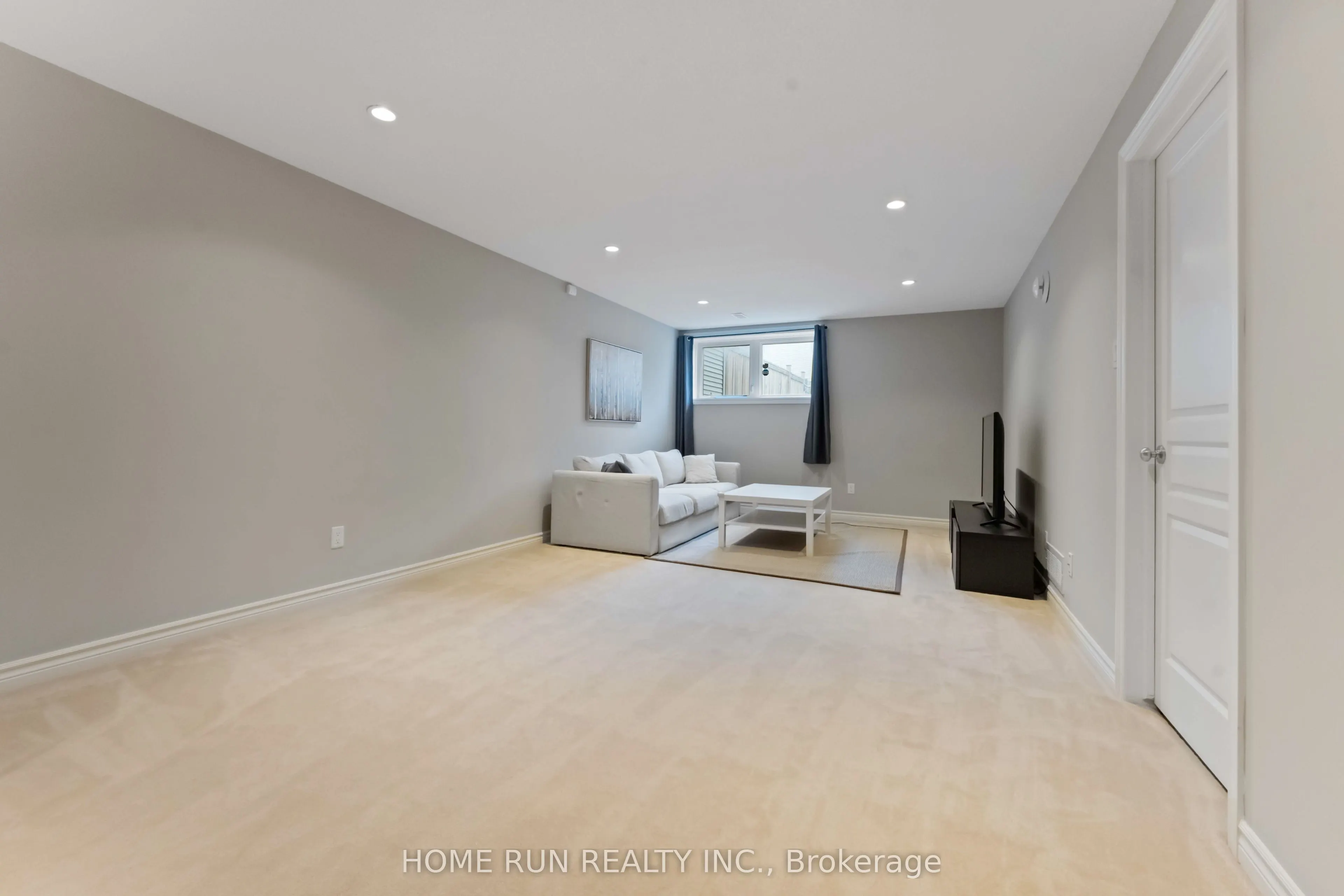 120 Popplewell Crescent