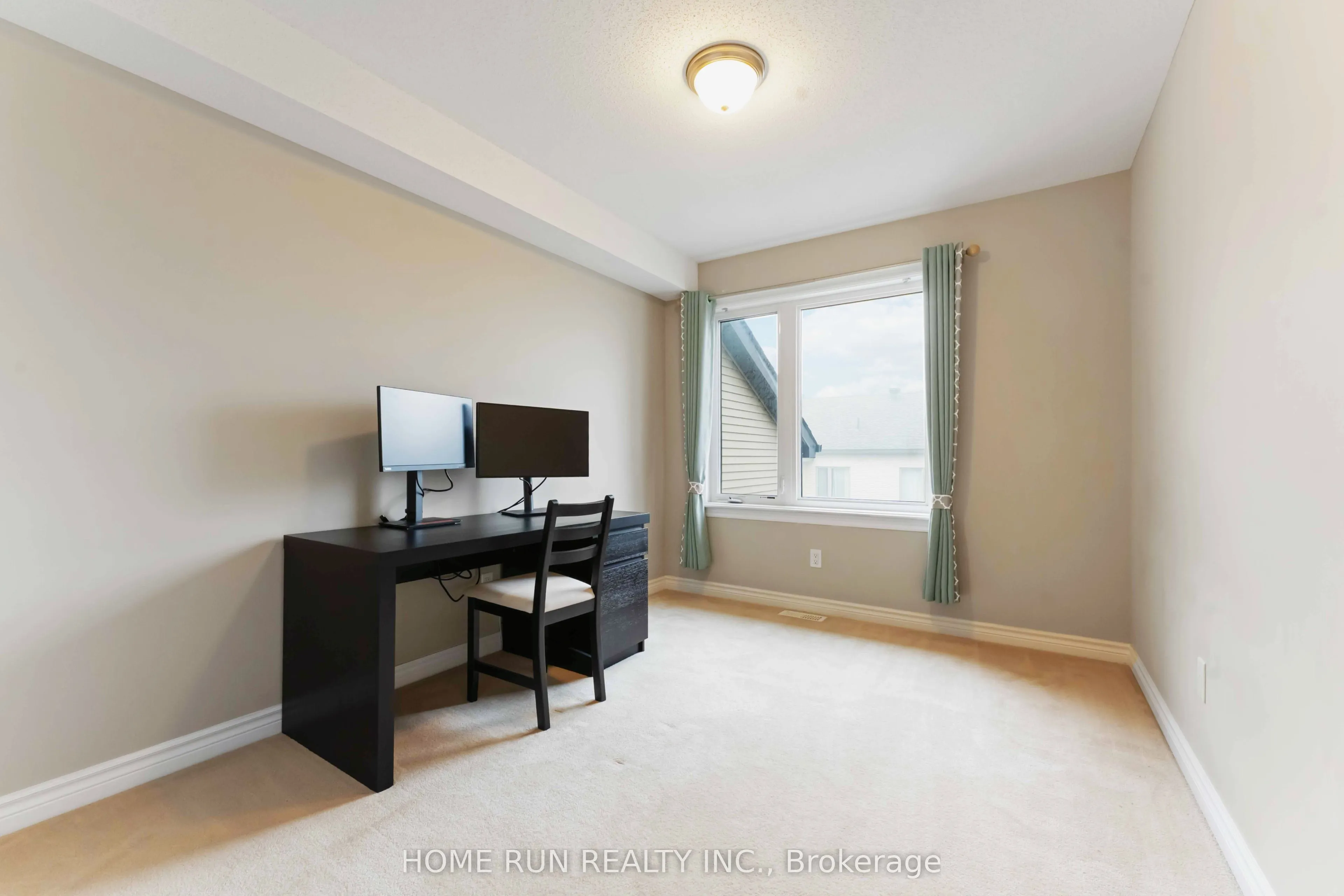 120 Popplewell Crescent