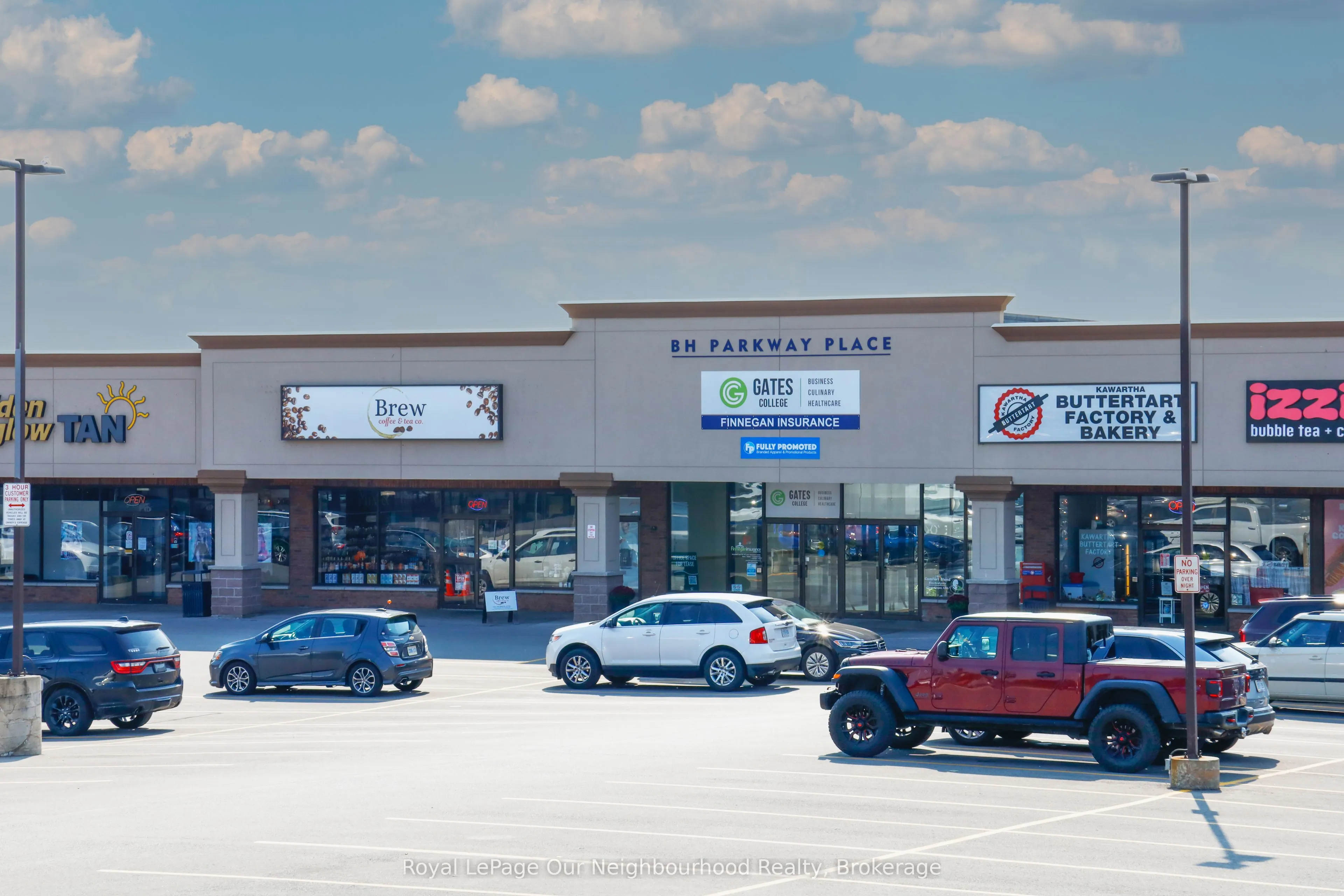 1135 Lansdowne Street W, #11