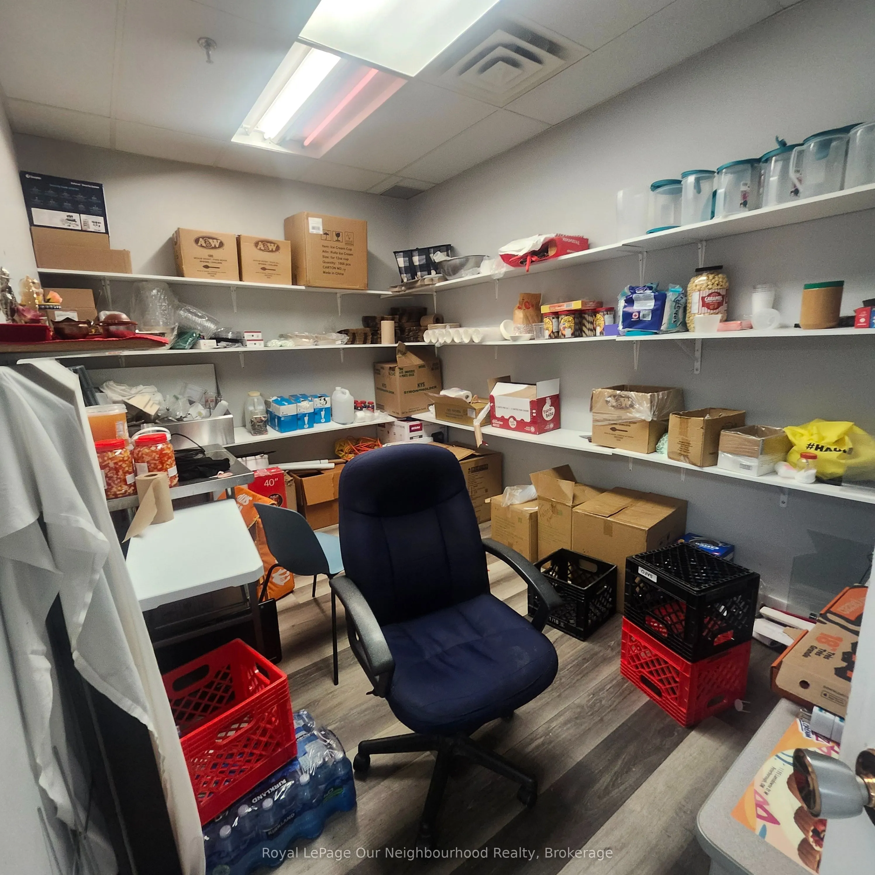 1135 Lansdowne Street W, #11