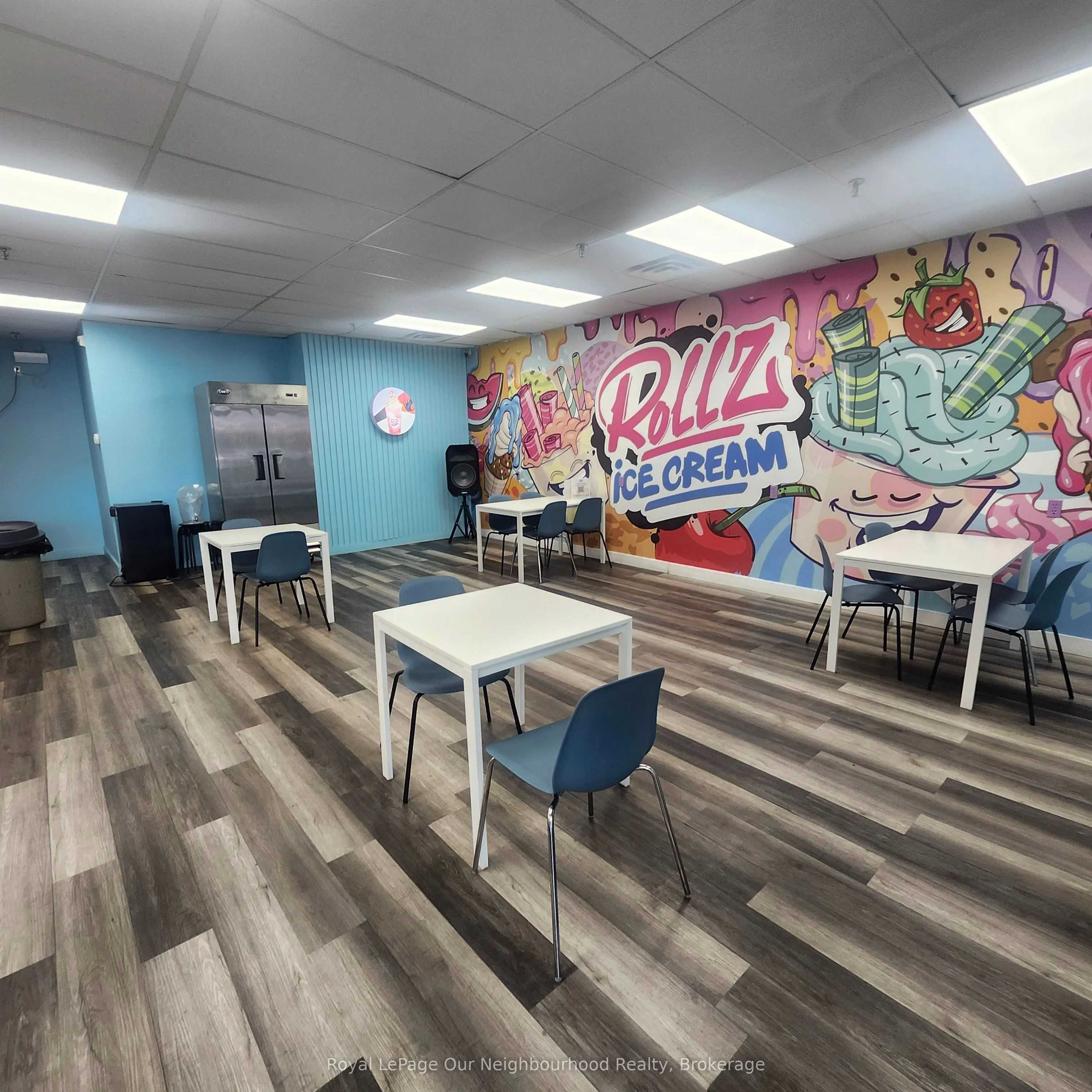 1135 Lansdowne Street W, #11