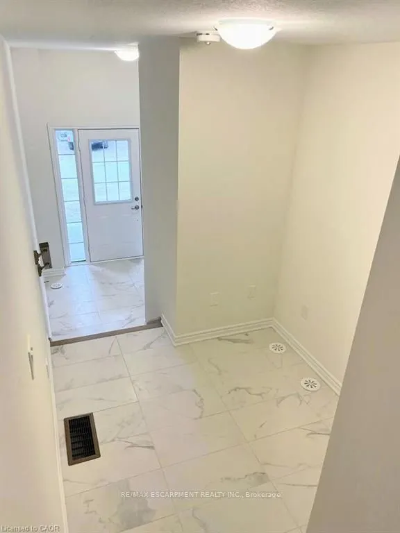 305 Garner Road W, #45