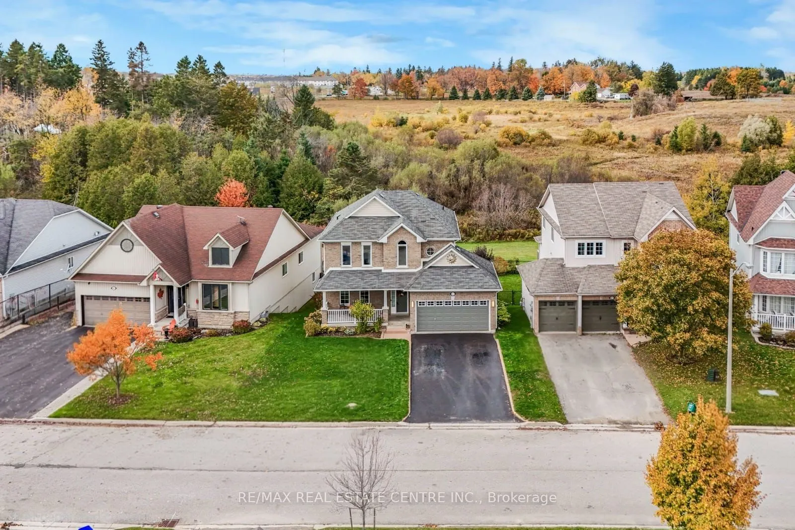 813 Greenwood Crescent