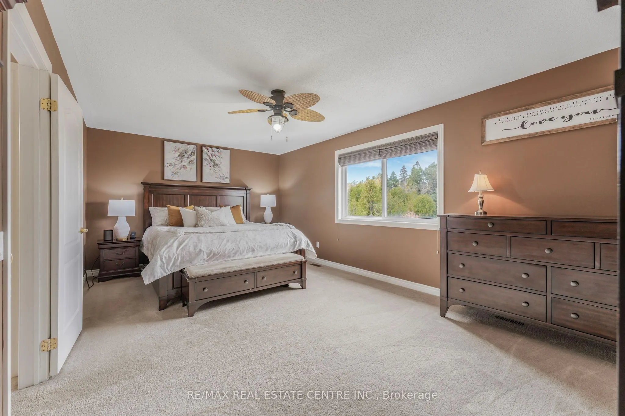 813 Greenwood Crescent