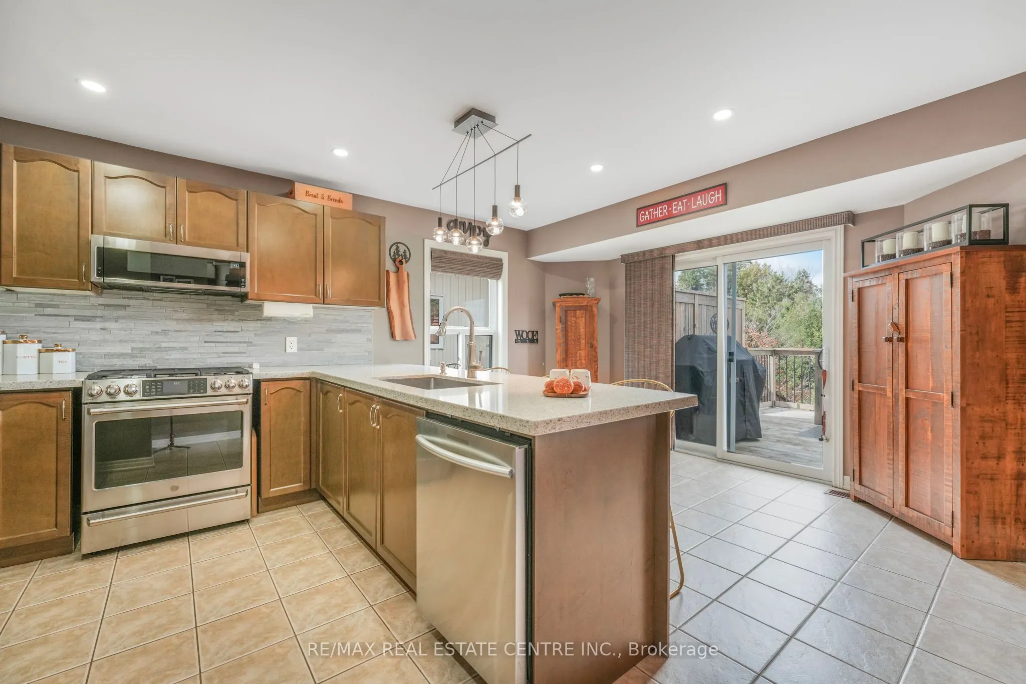 813 Greenwood Crescent