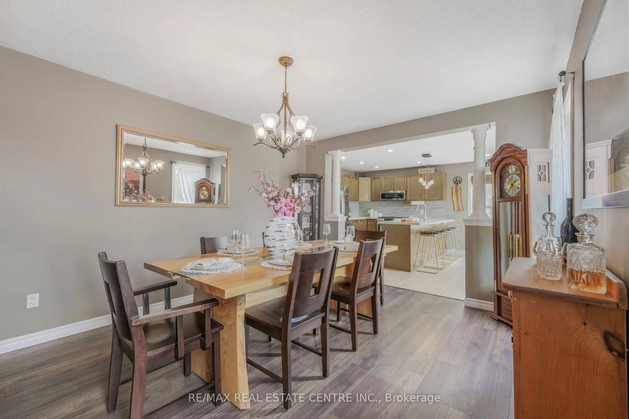 813 Greenwood Crescent