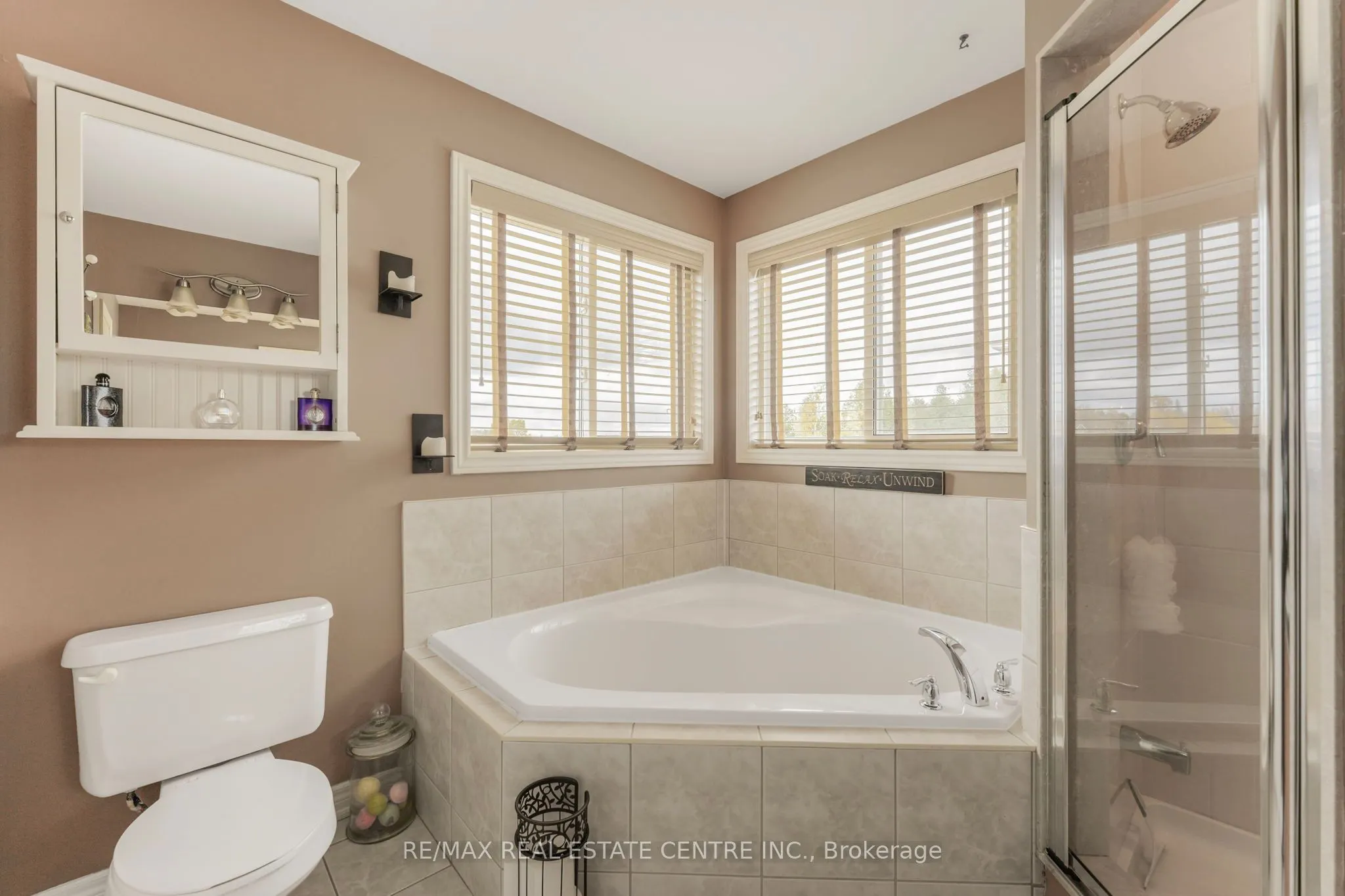 813 Greenwood Crescent