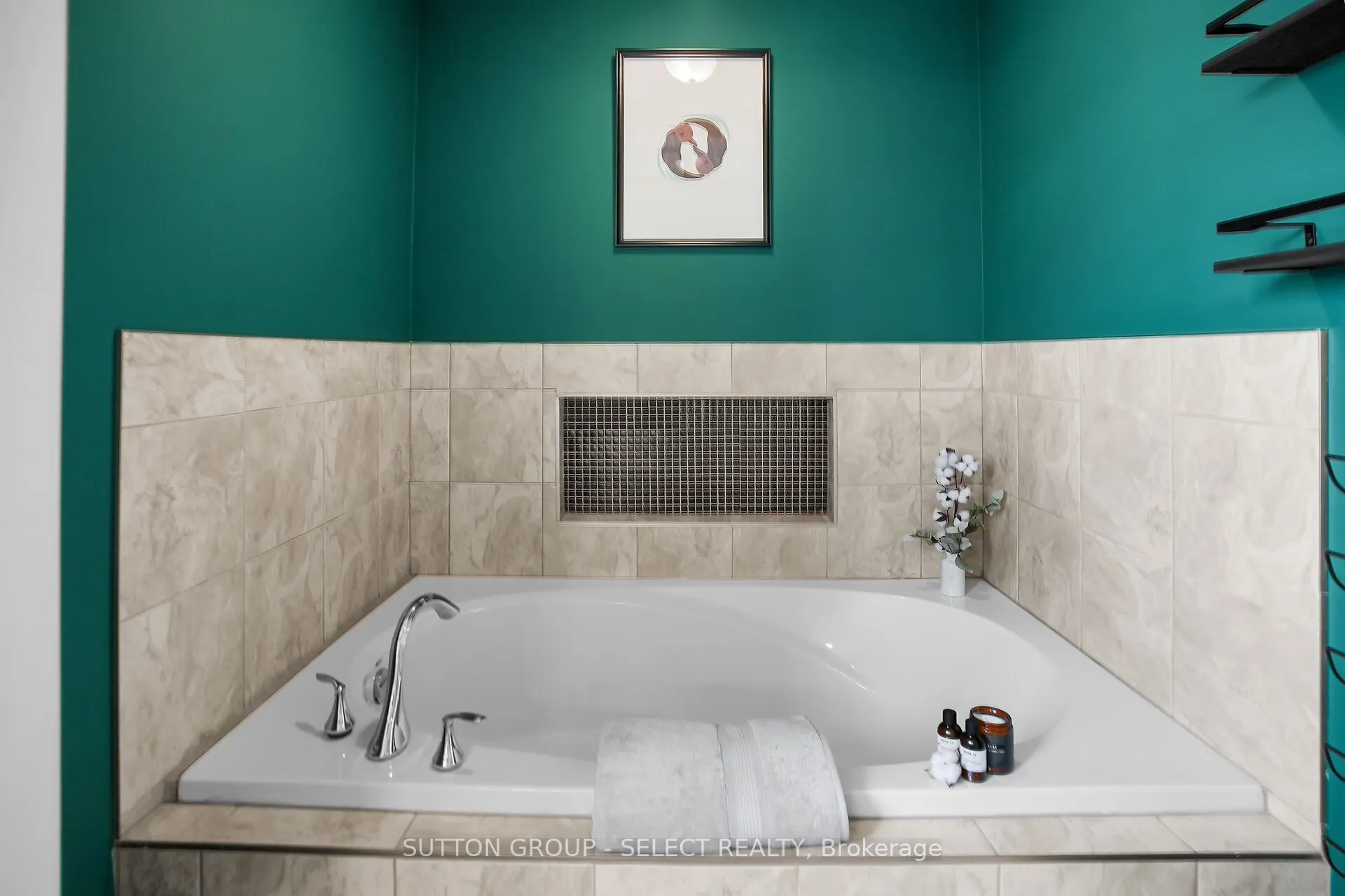 777 Apricot Drive, #43