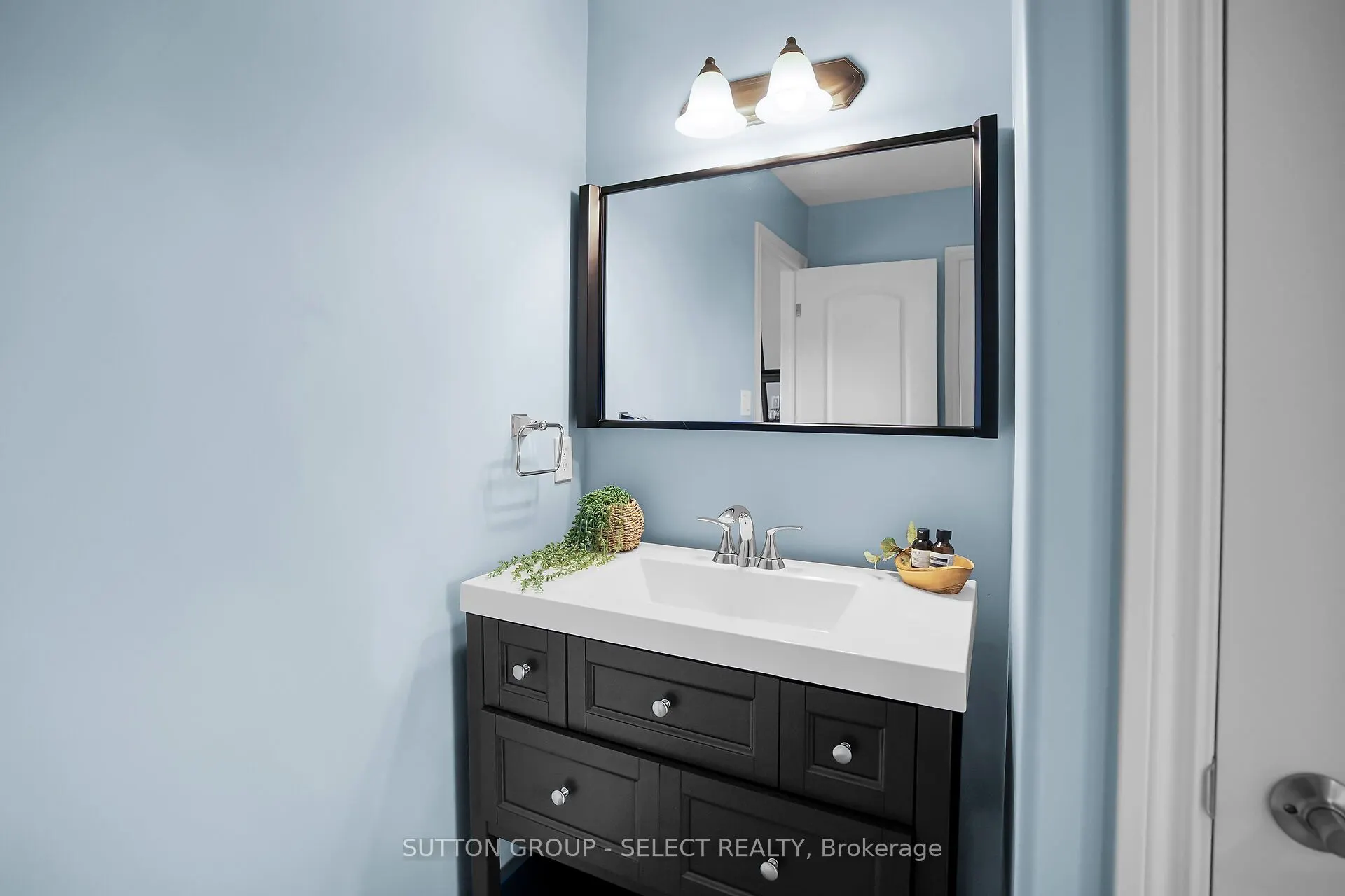 777 Apricot Drive, #43