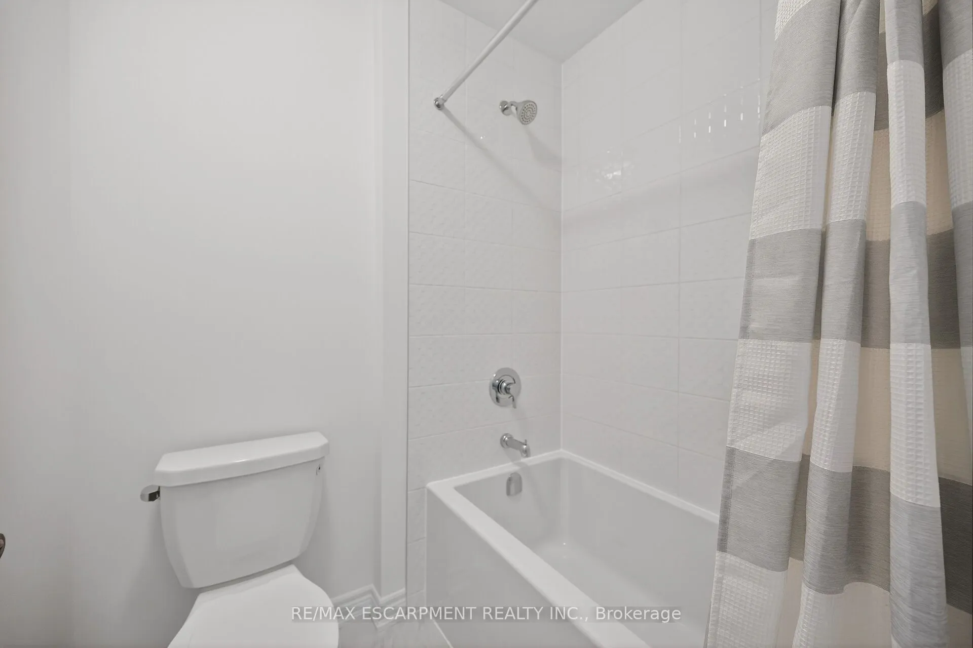 67 Starfire Crescent