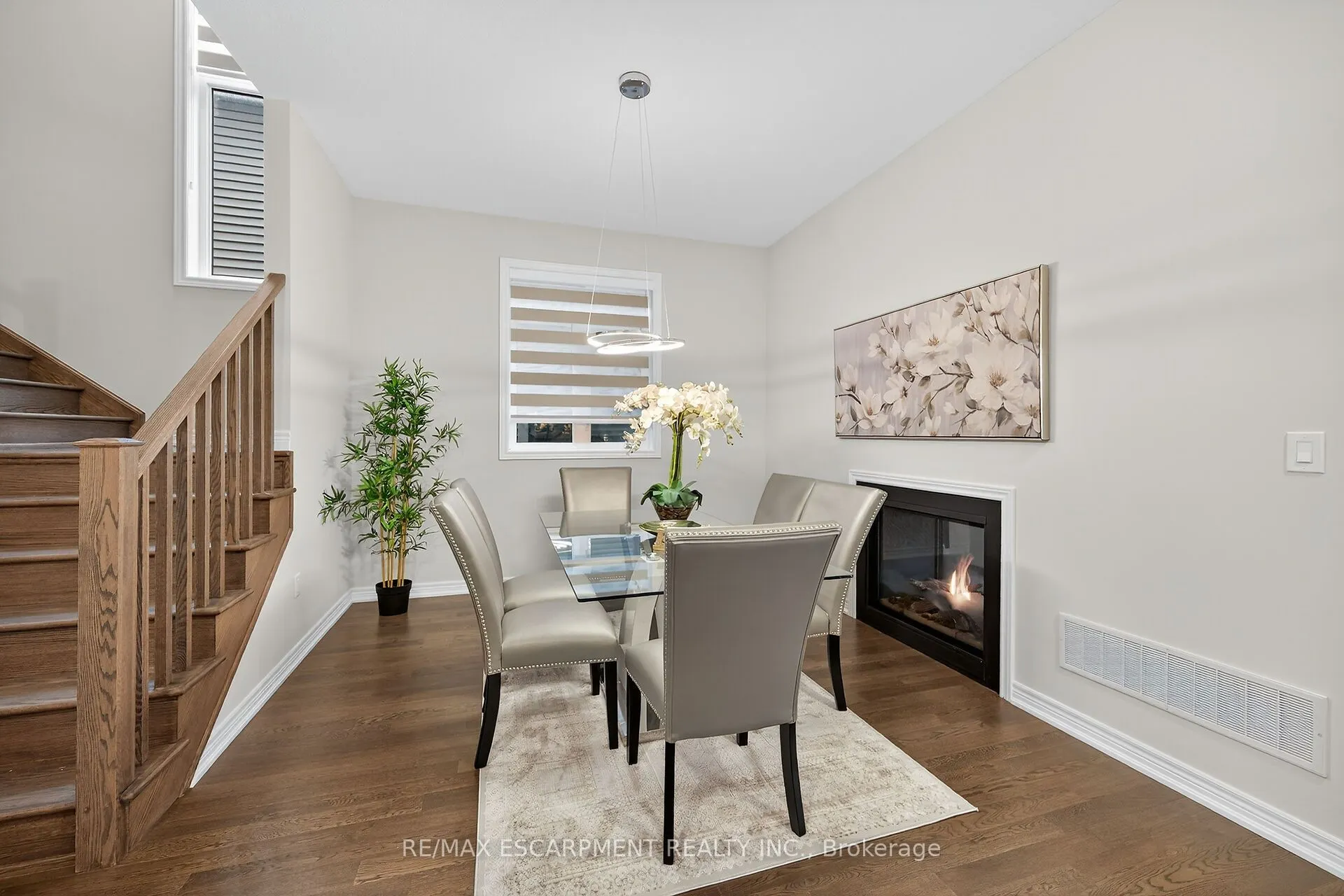 67 Starfire Crescent