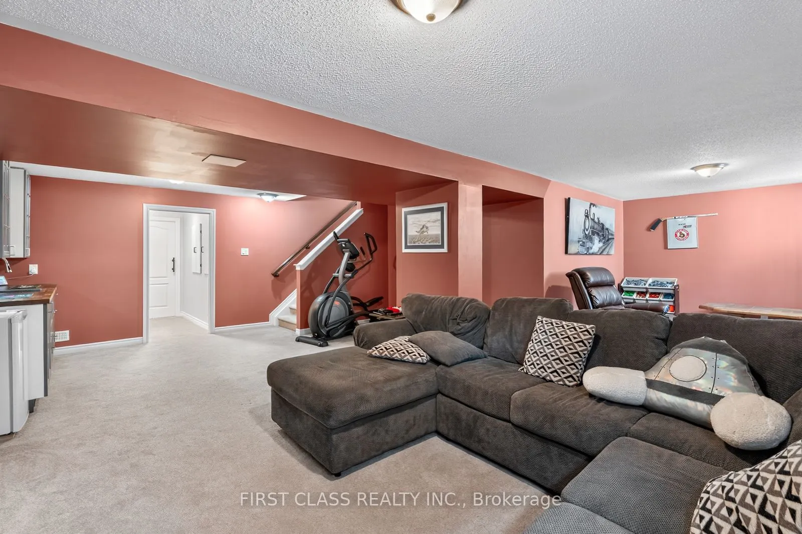 308 Autumnfield Street