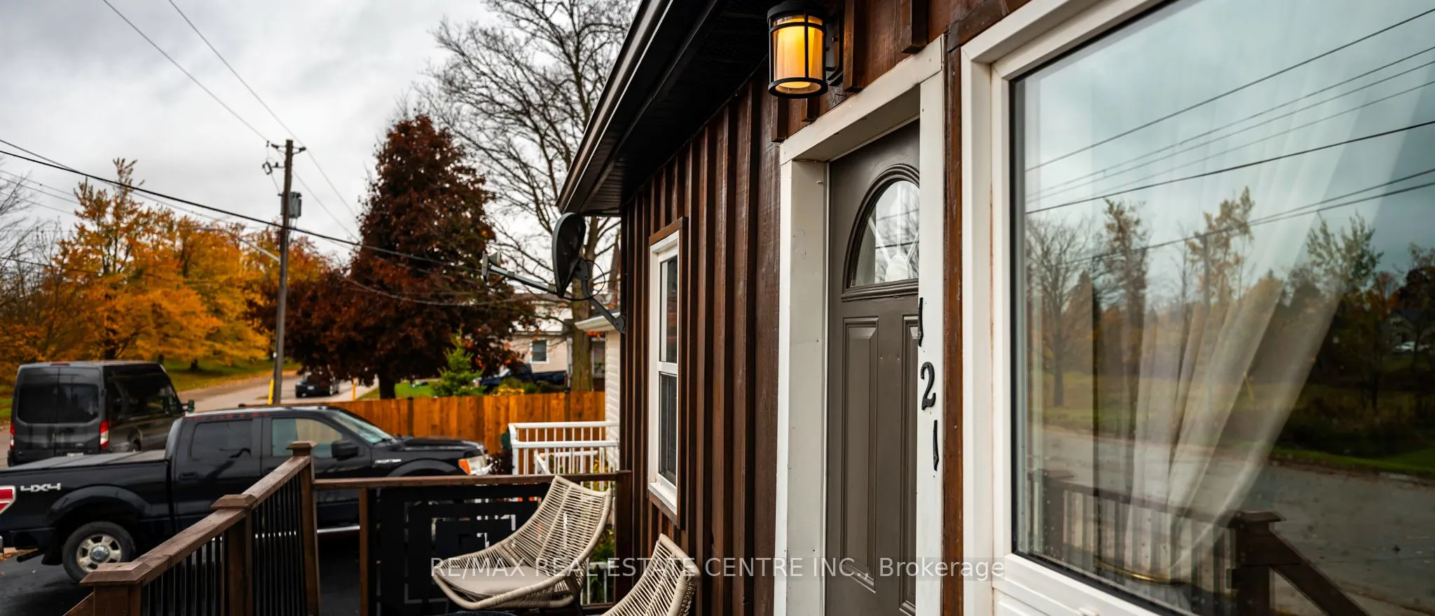 121 Proton Street N
