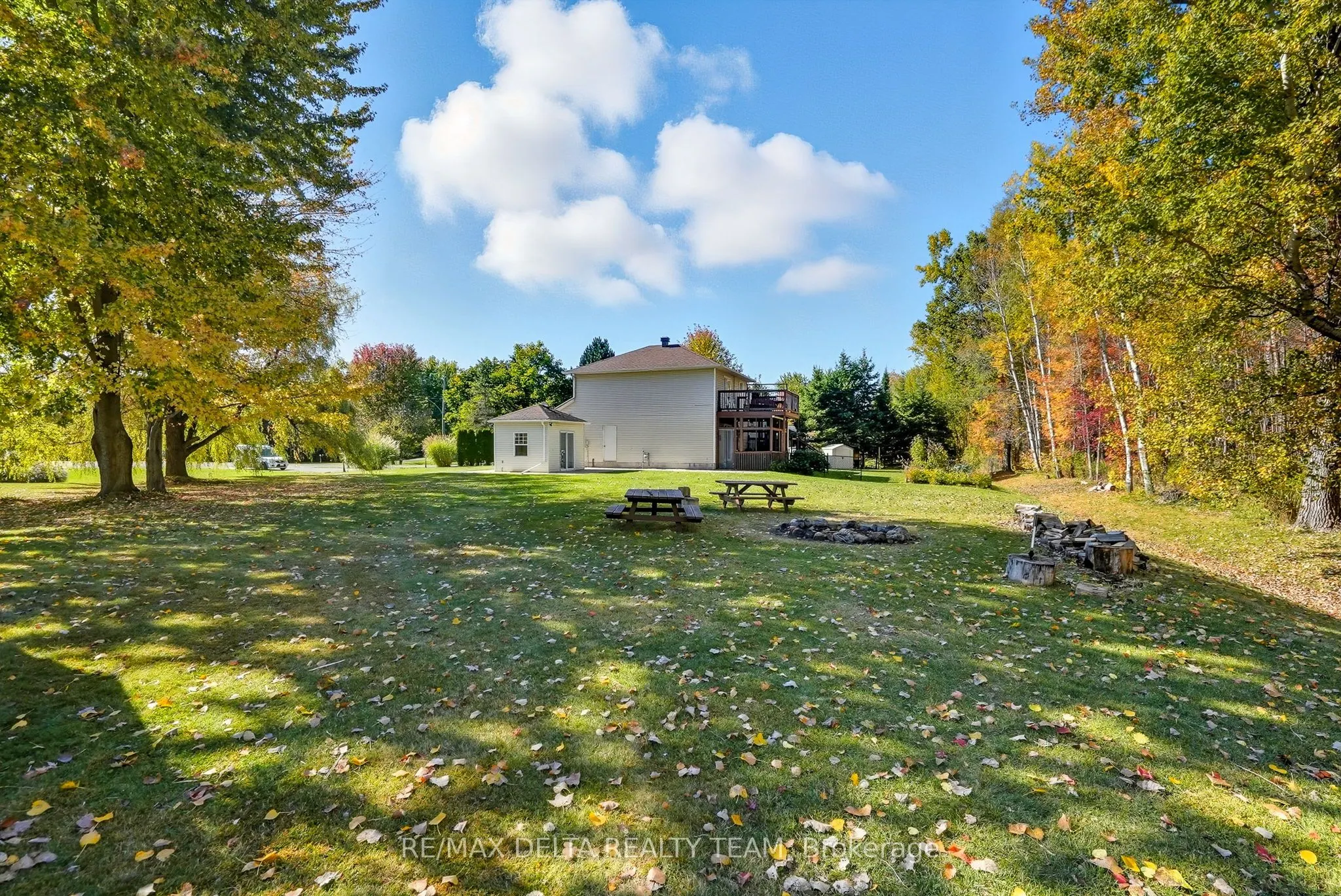 1099 Des Erables Court