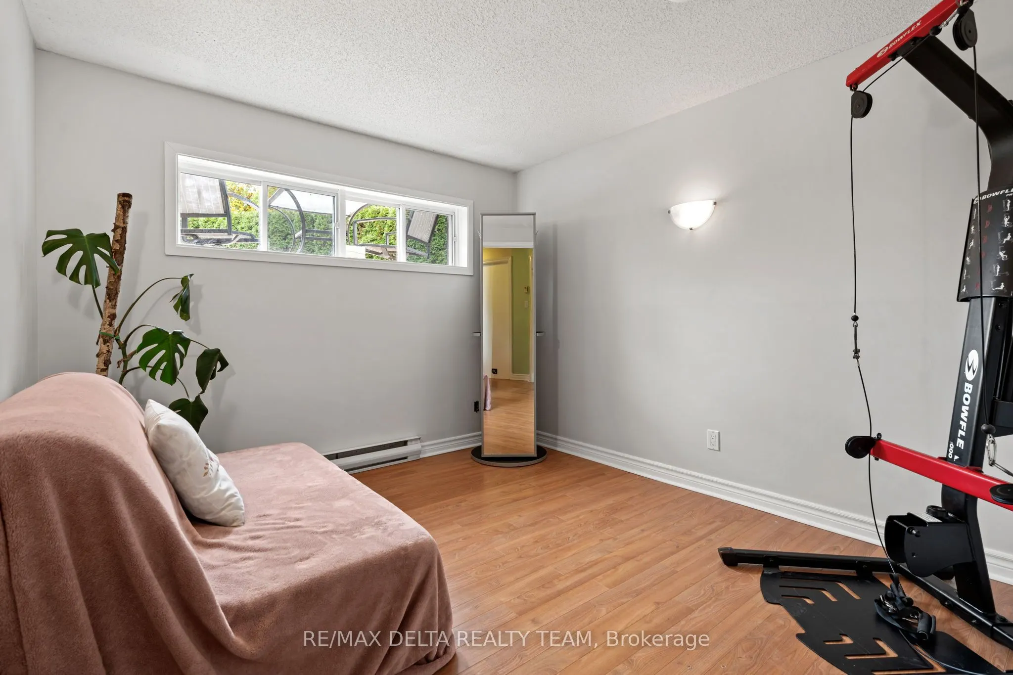 1099 Des Erables Court