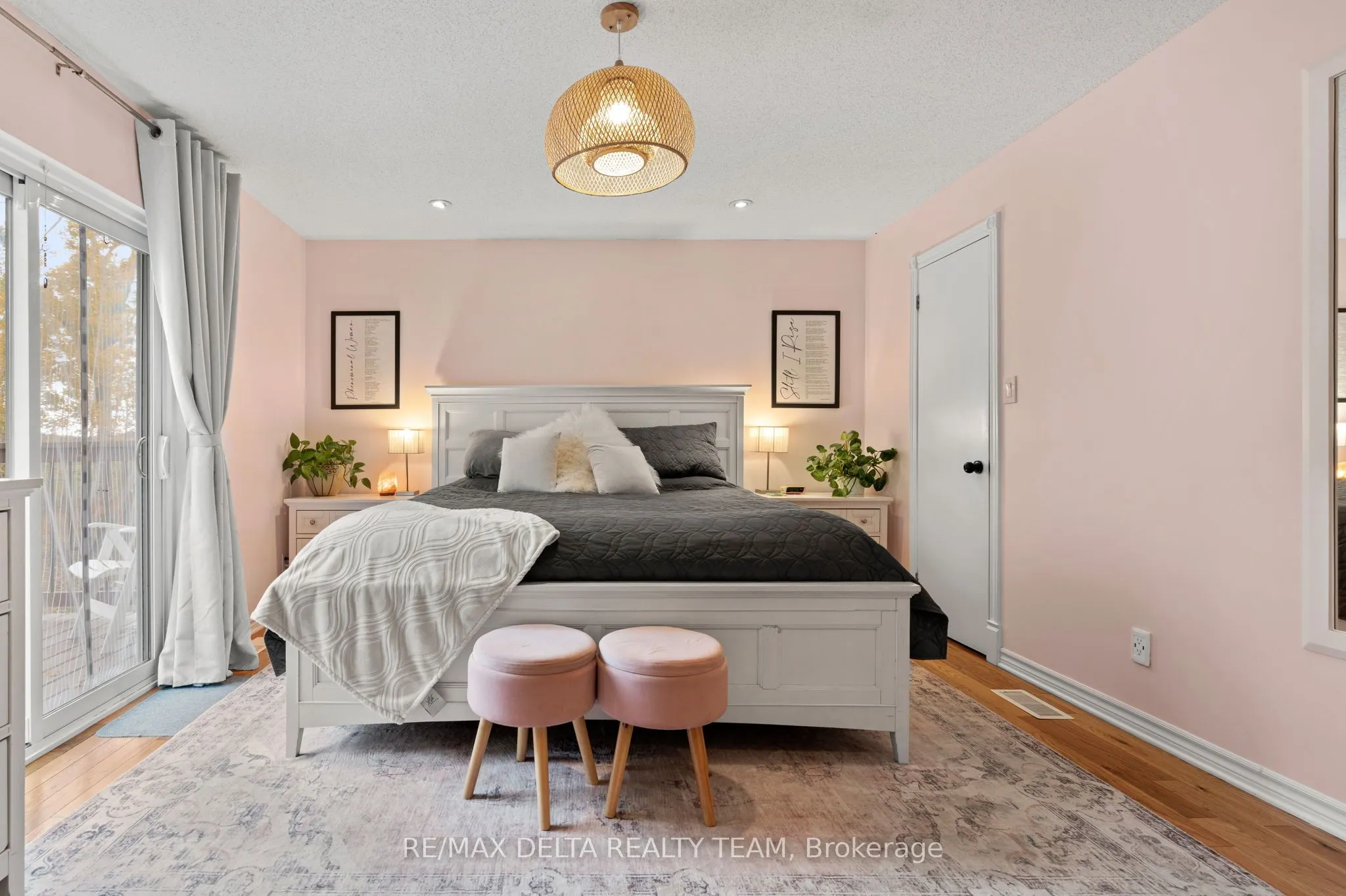 1099 Des Erables Court