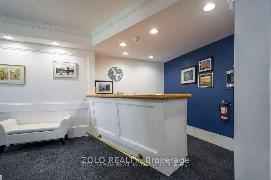 2 South Front Street, #402