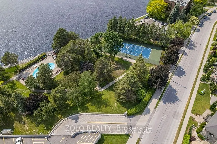 2 South Front Street, #402