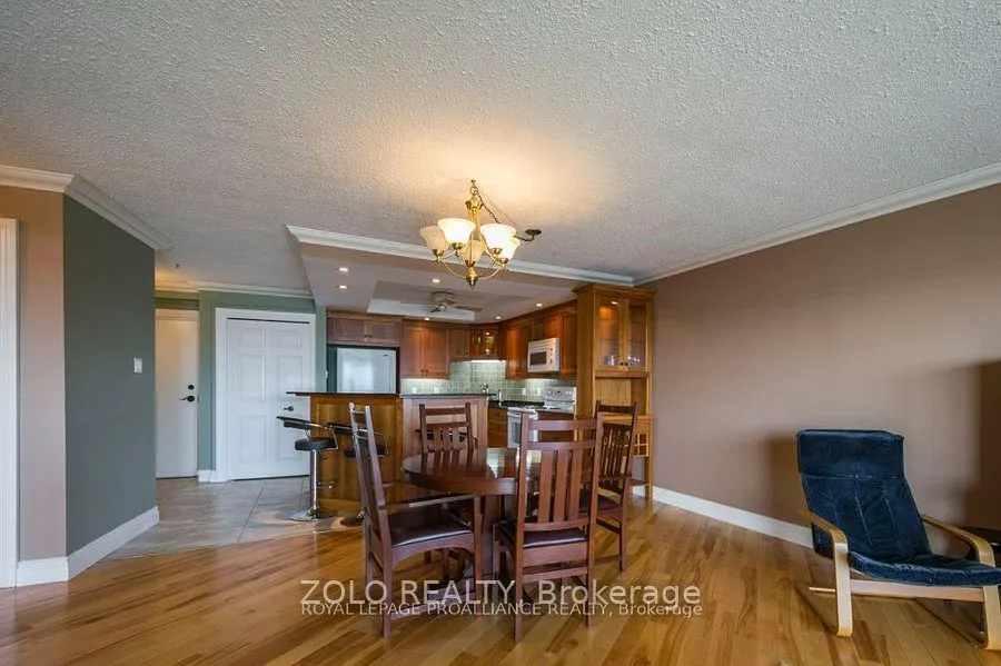 2 South Front Street, #402