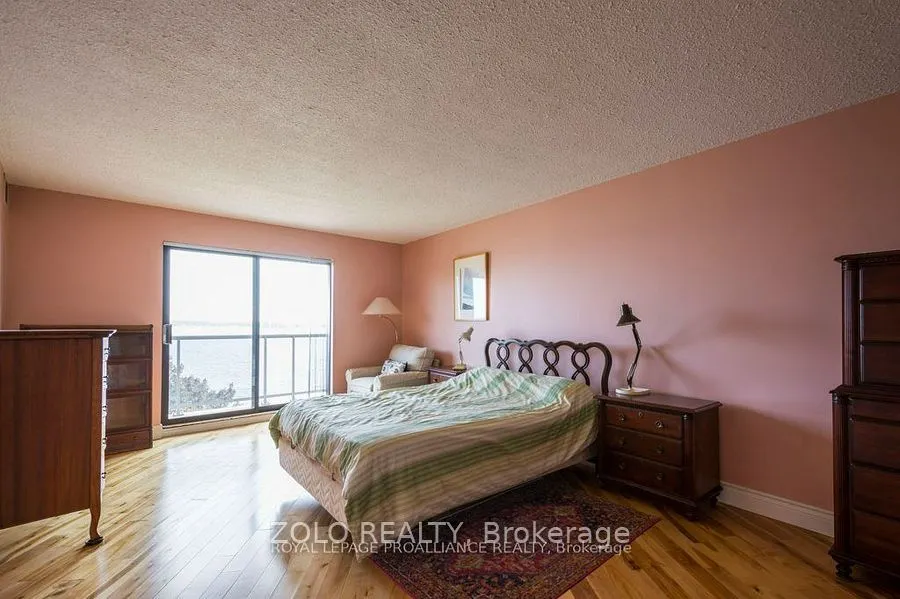 2 South Front Street, #402