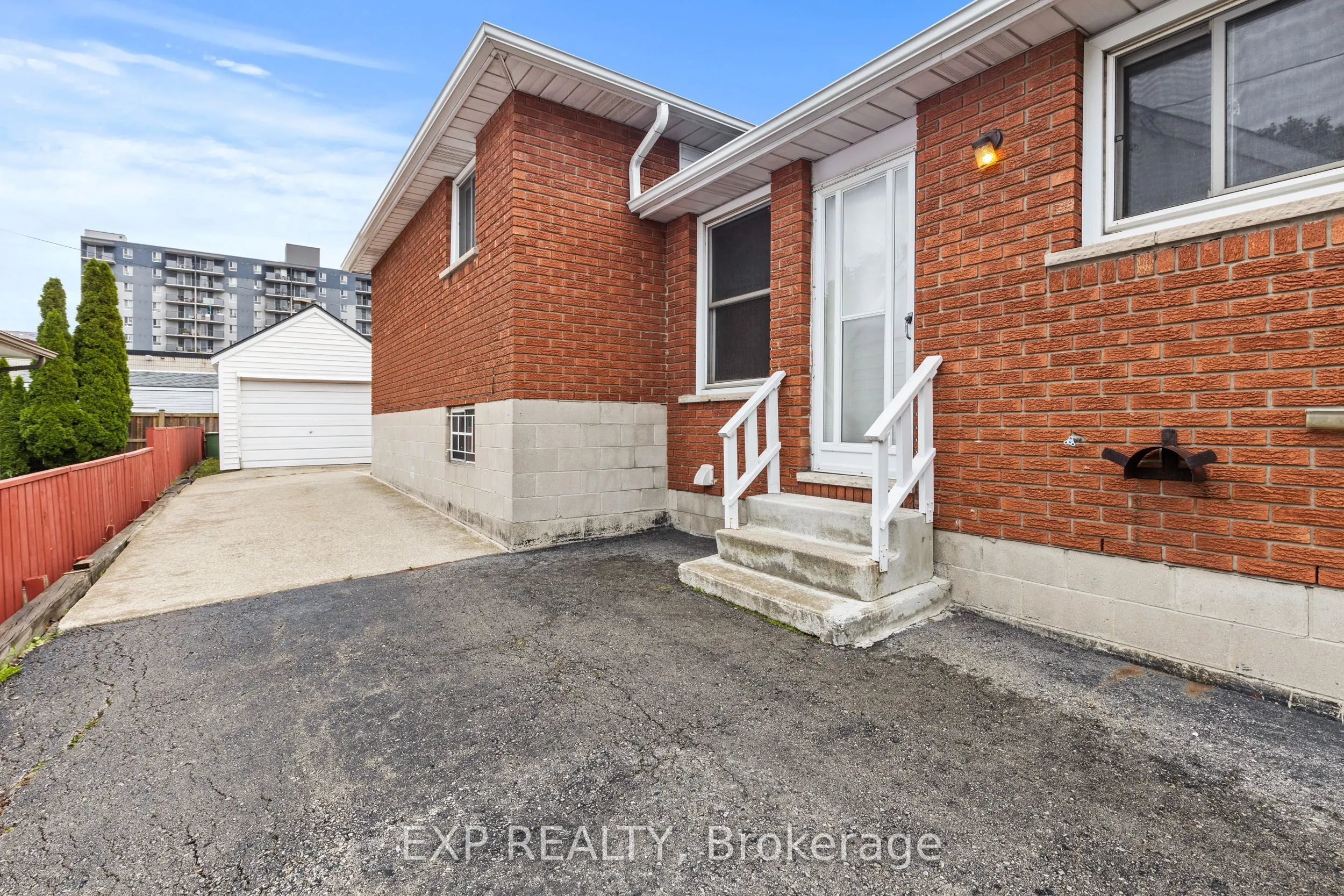 477 East 38th Street