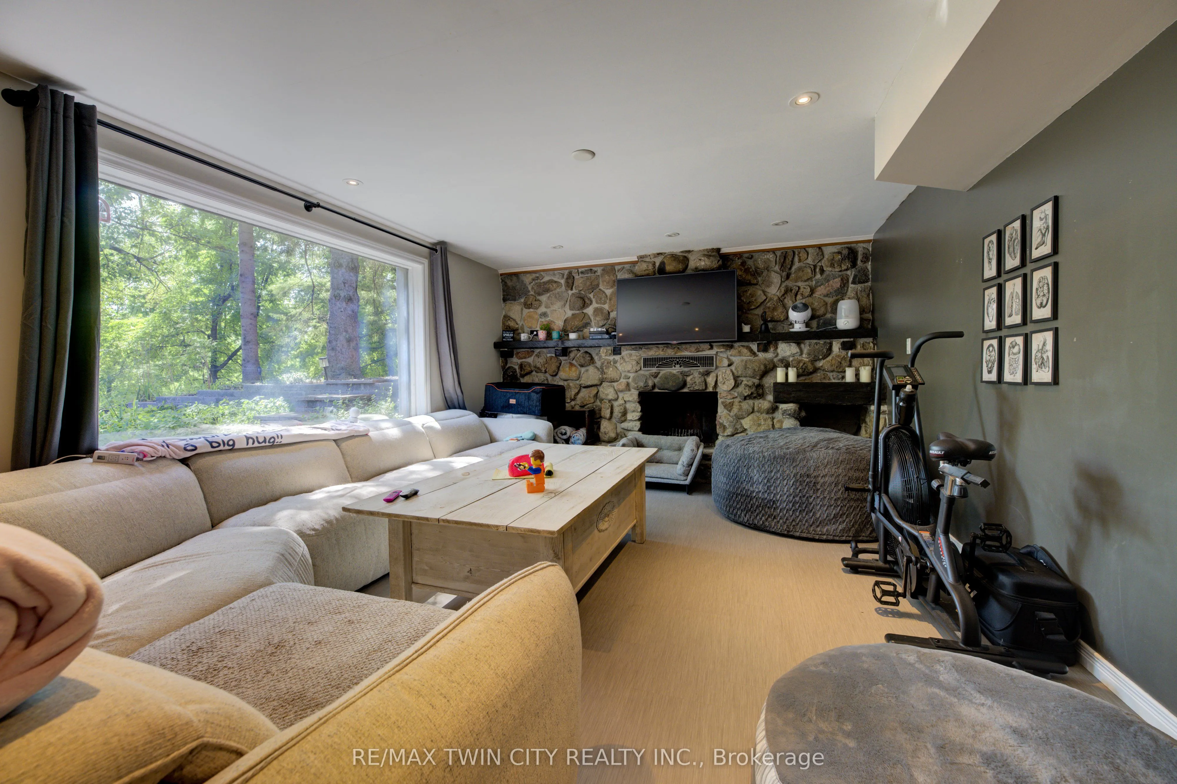 2080 Beaverdale Road