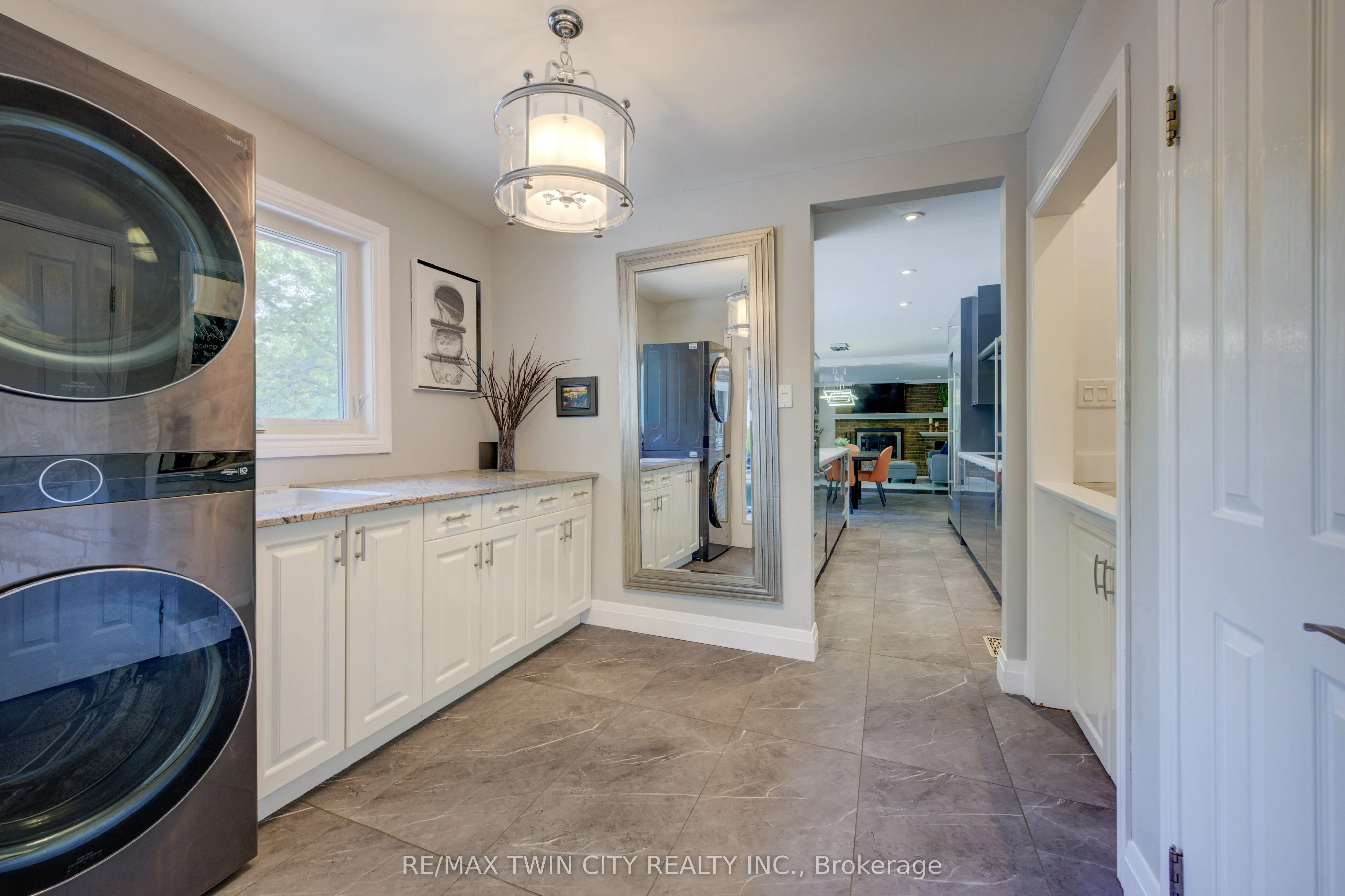 2080 Beaverdale Road