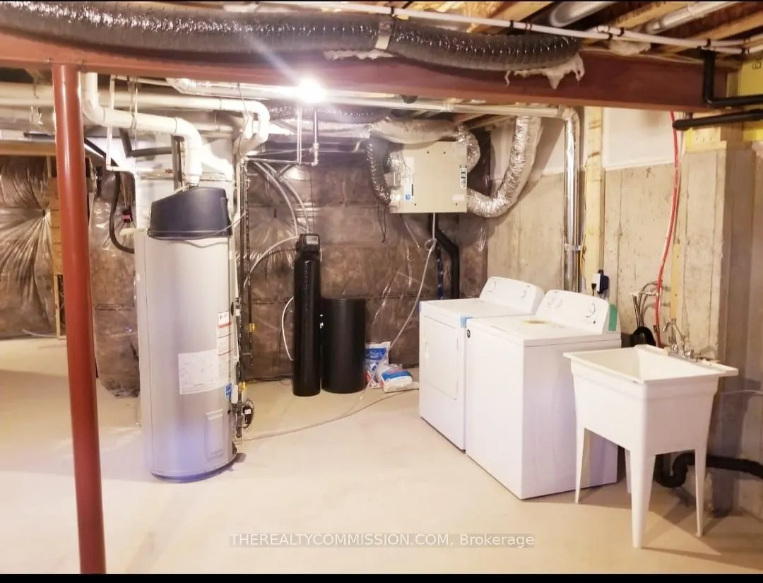 455 Guelph Avenue, #13