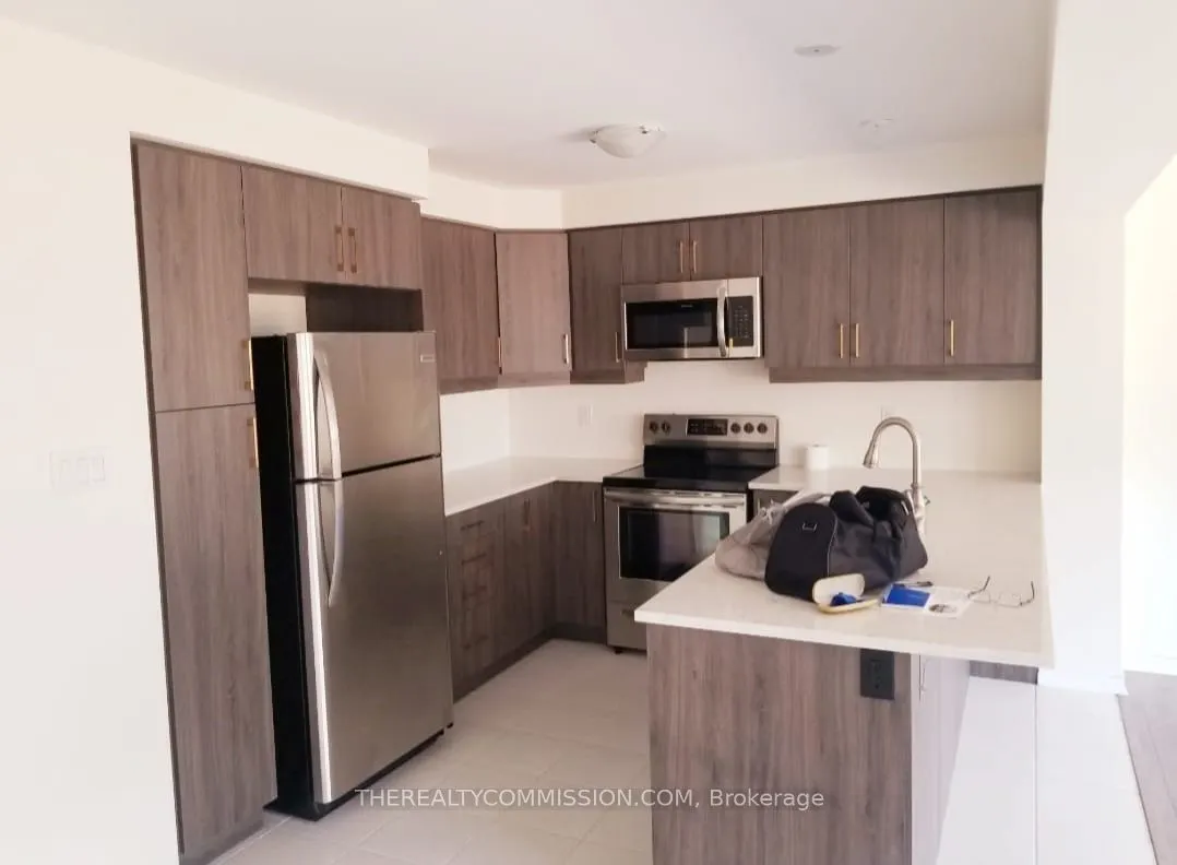 455 Guelph Avenue, #13