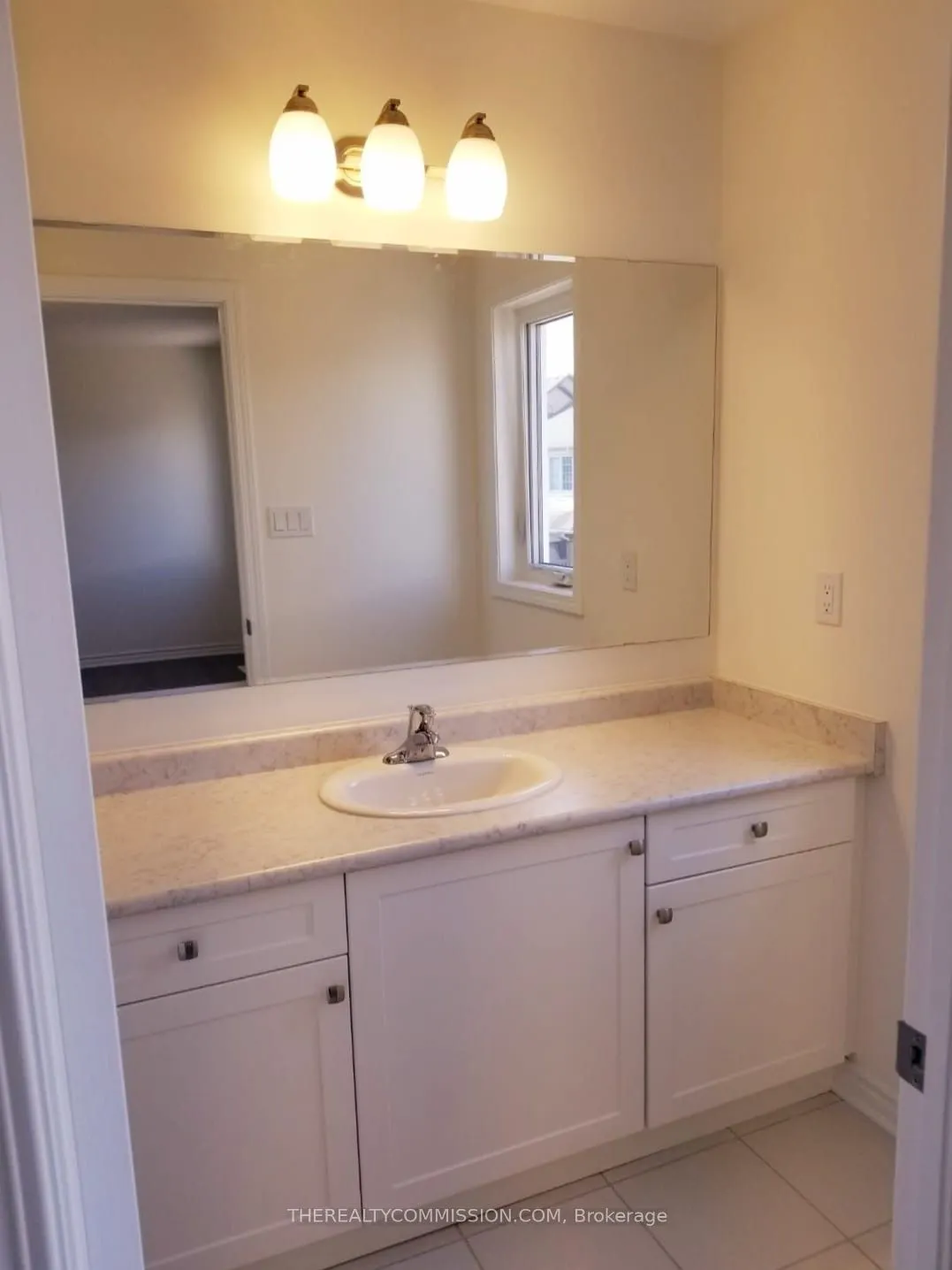 455 Guelph Avenue, #13