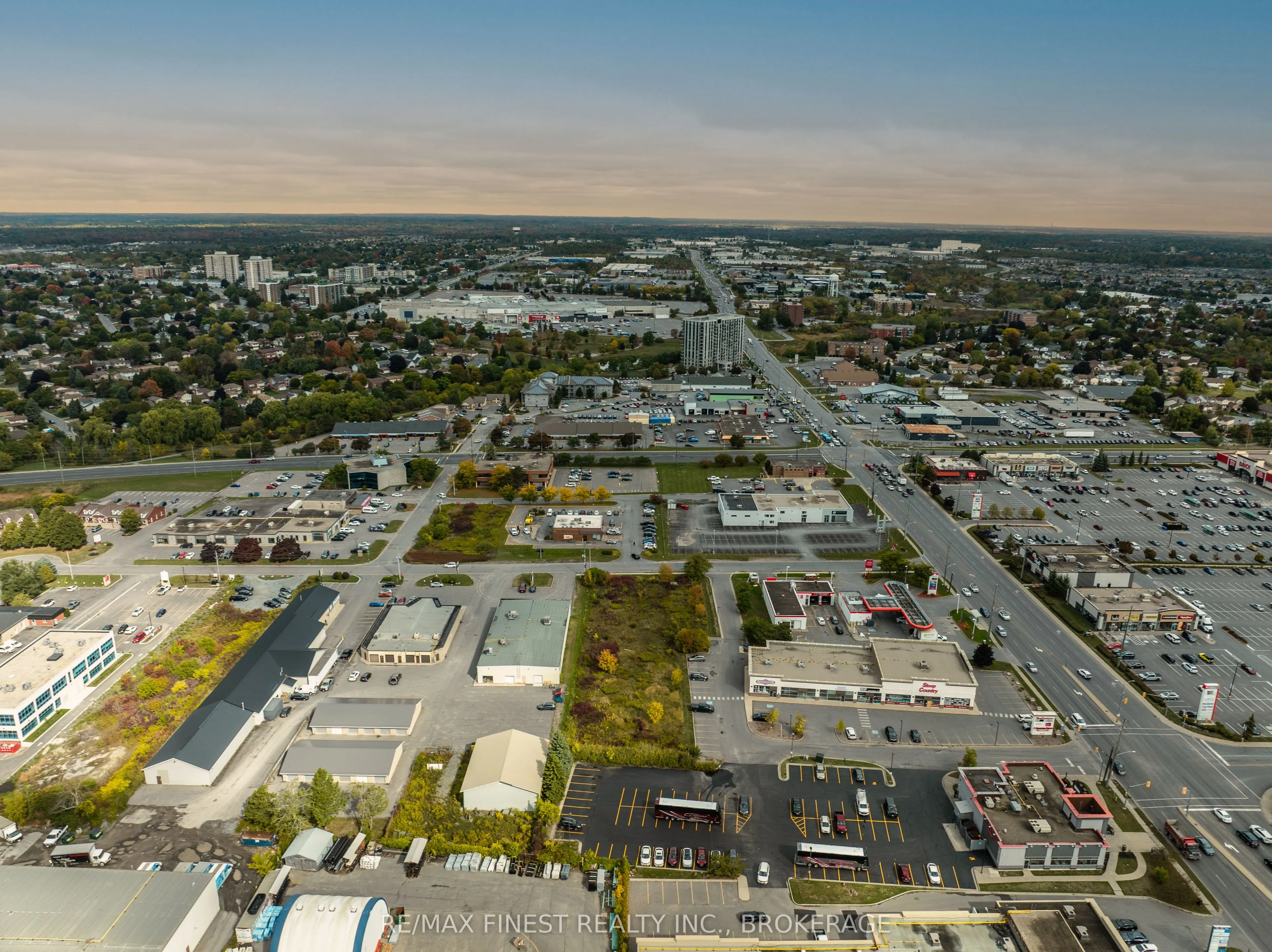 635 ARLINGTON PARK Place