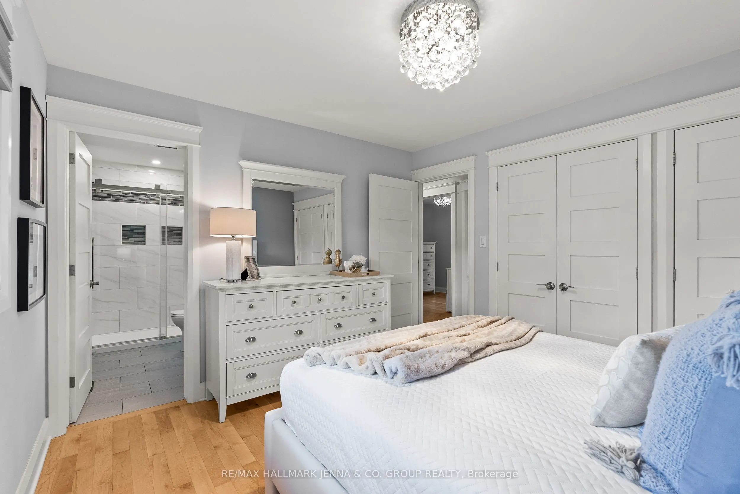 6577 Michelangelo Court