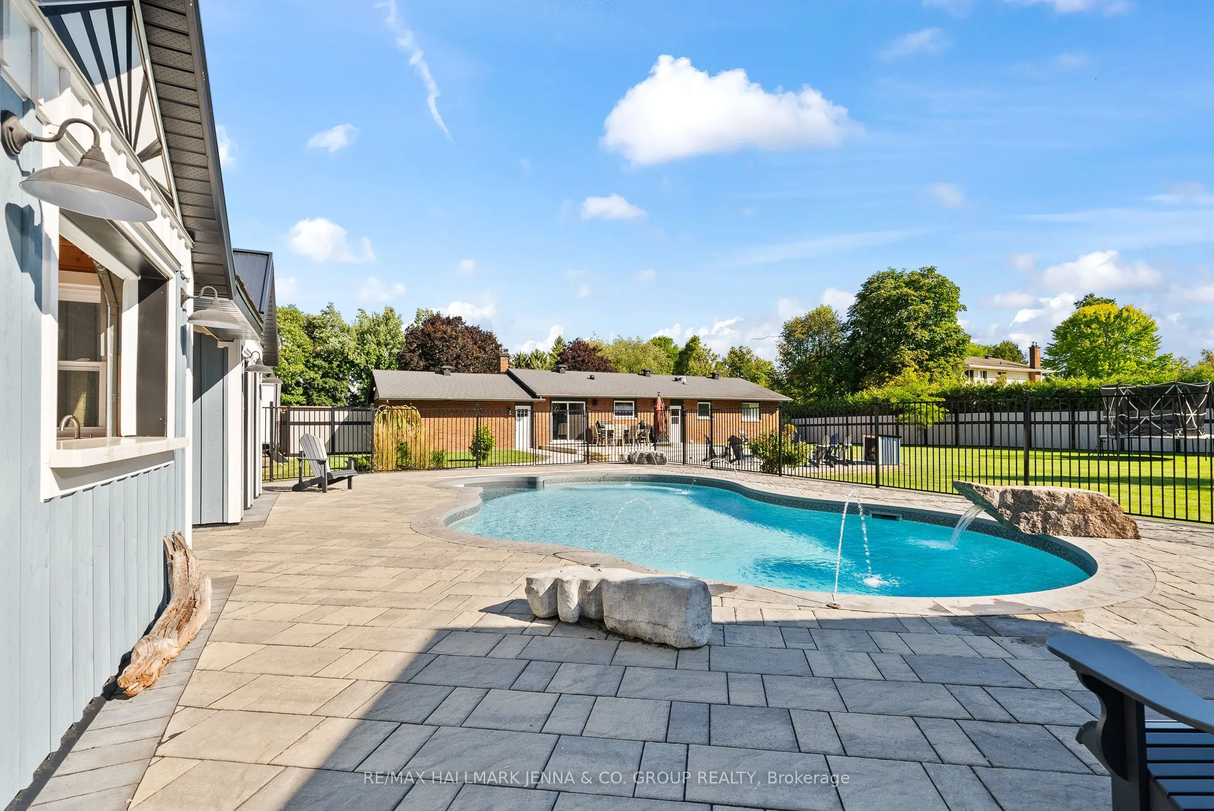 6577 Michelangelo Court