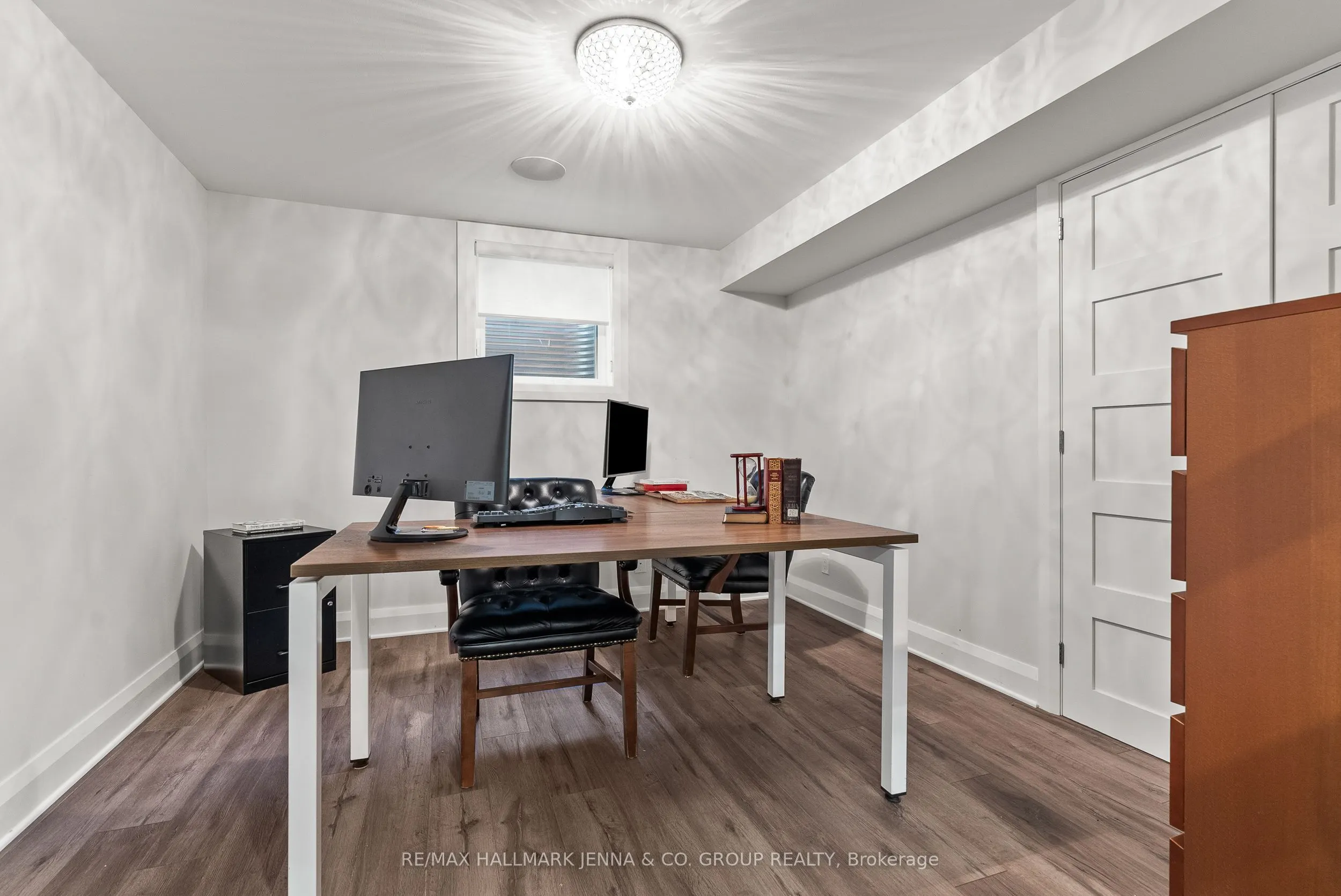 6577 Michelangelo Court