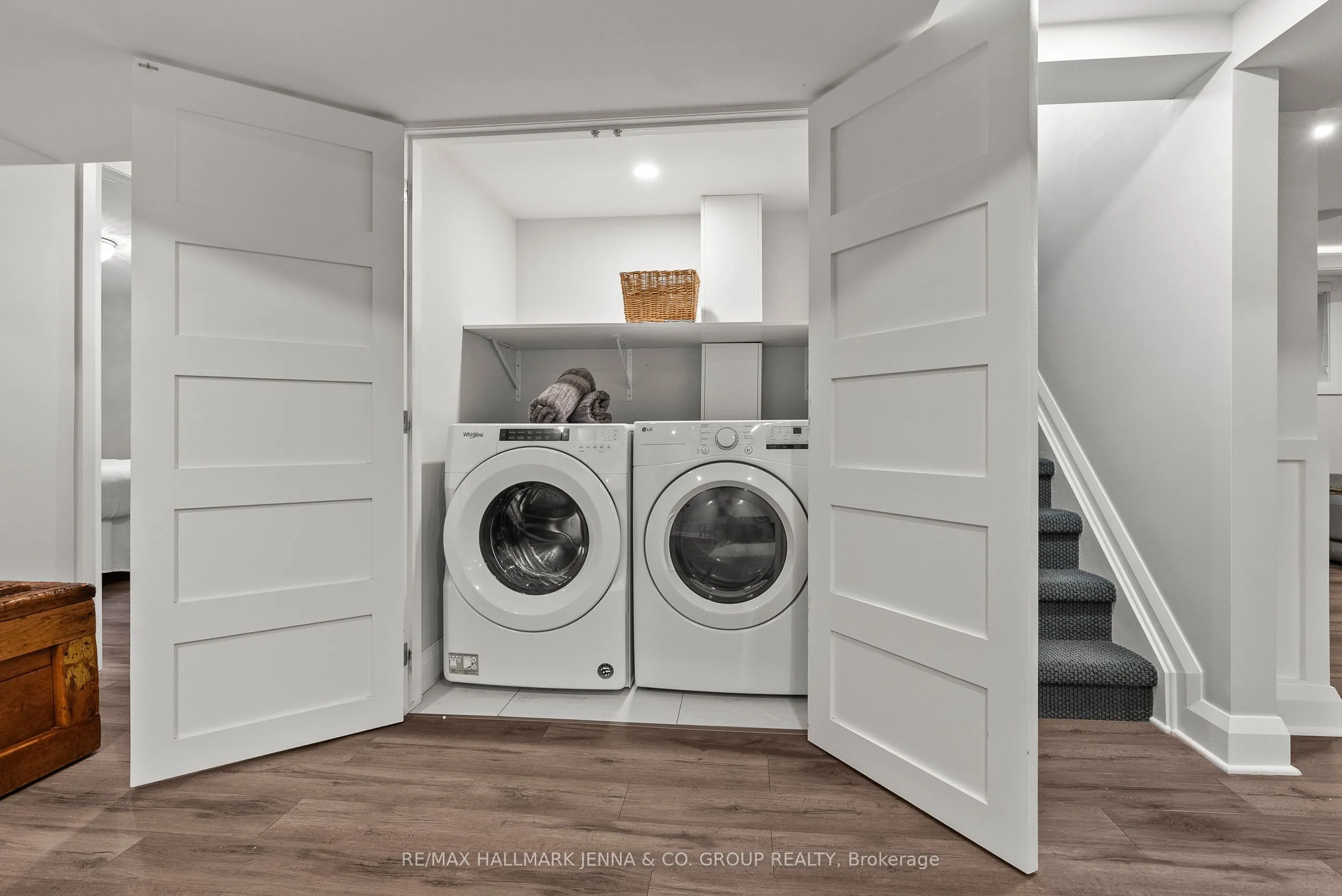 6577 Michelangelo Court