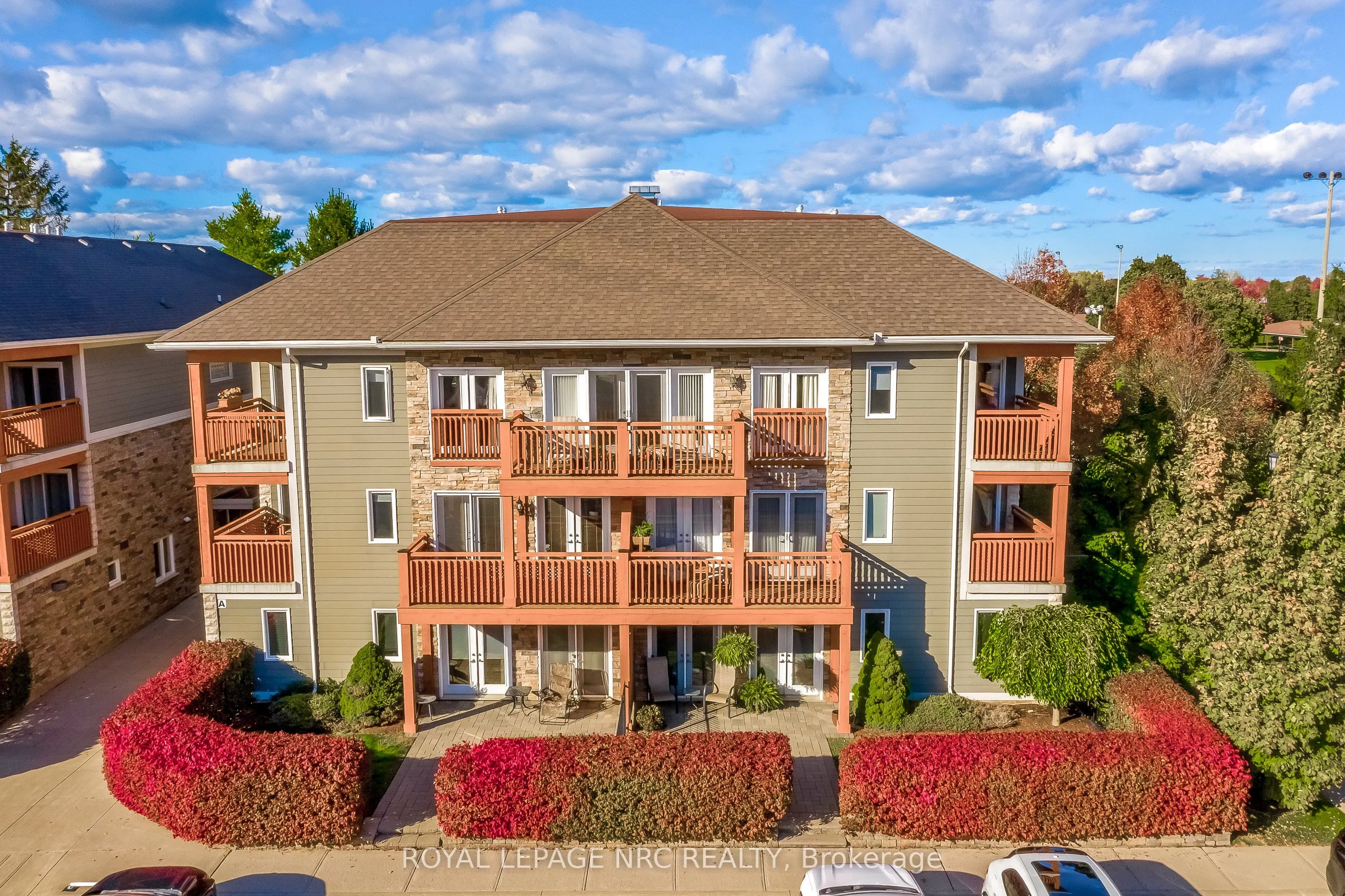 678 Line 2 Road, #202