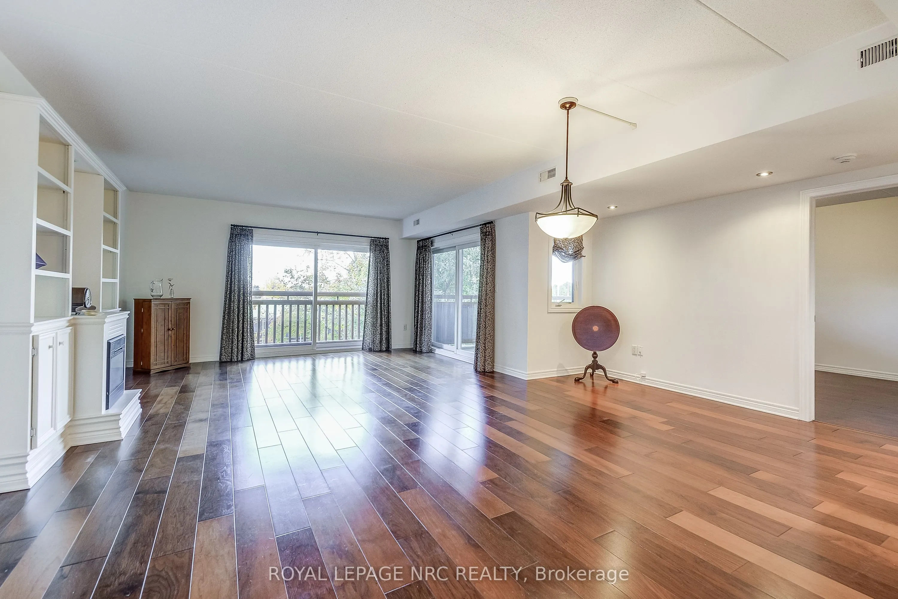 678 Line 2 Road, #202