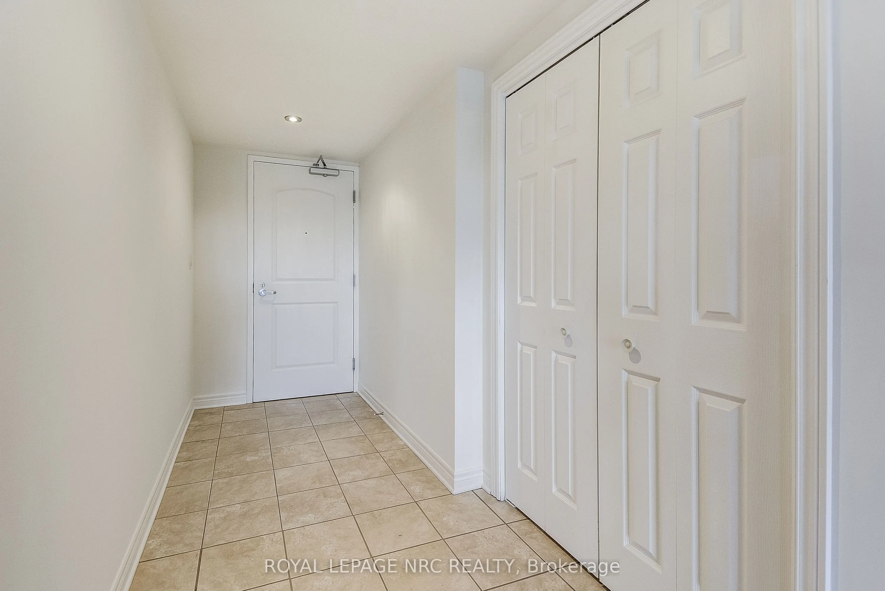 678 Line 2 Road, #202