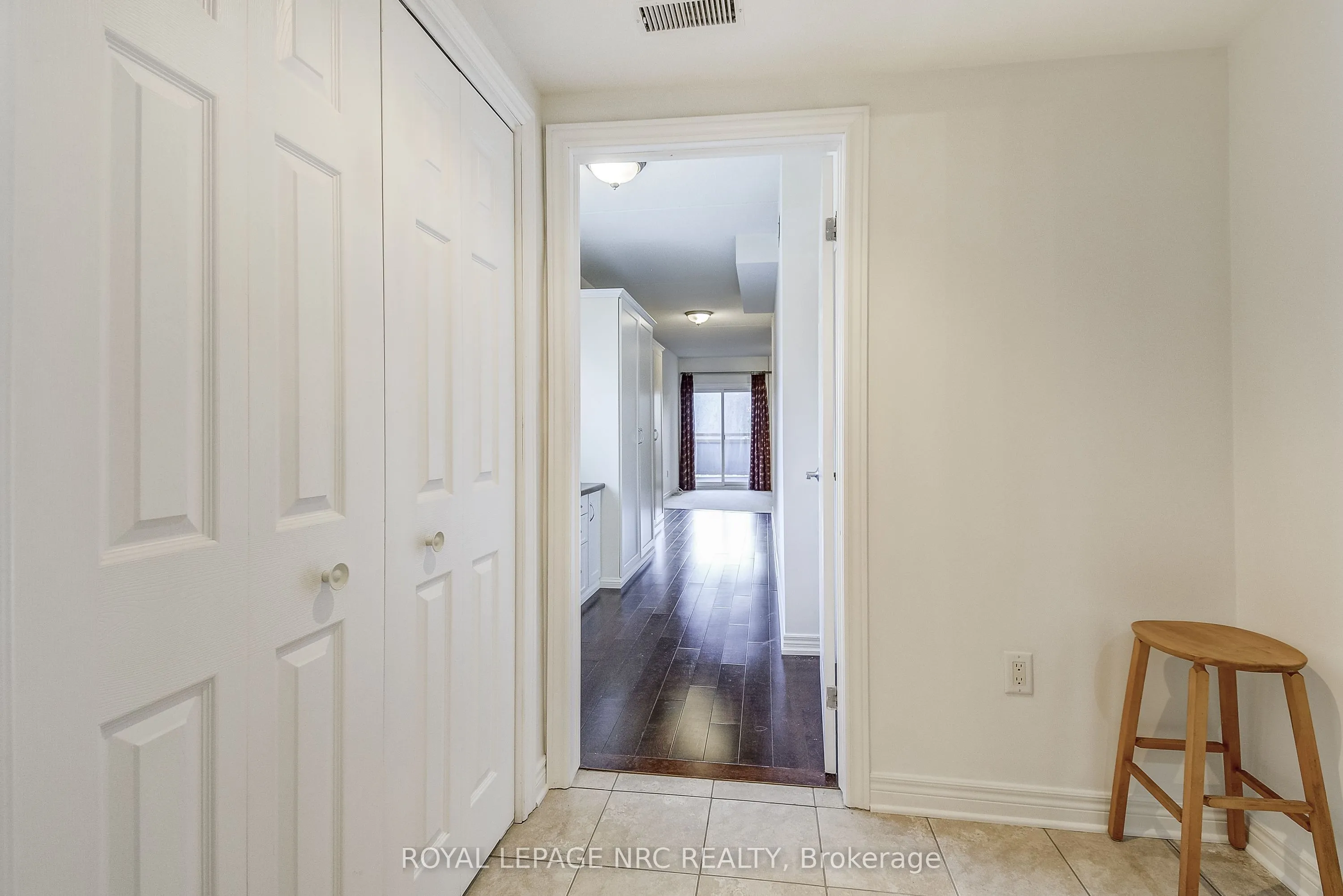 678 Line 2 Road, #202