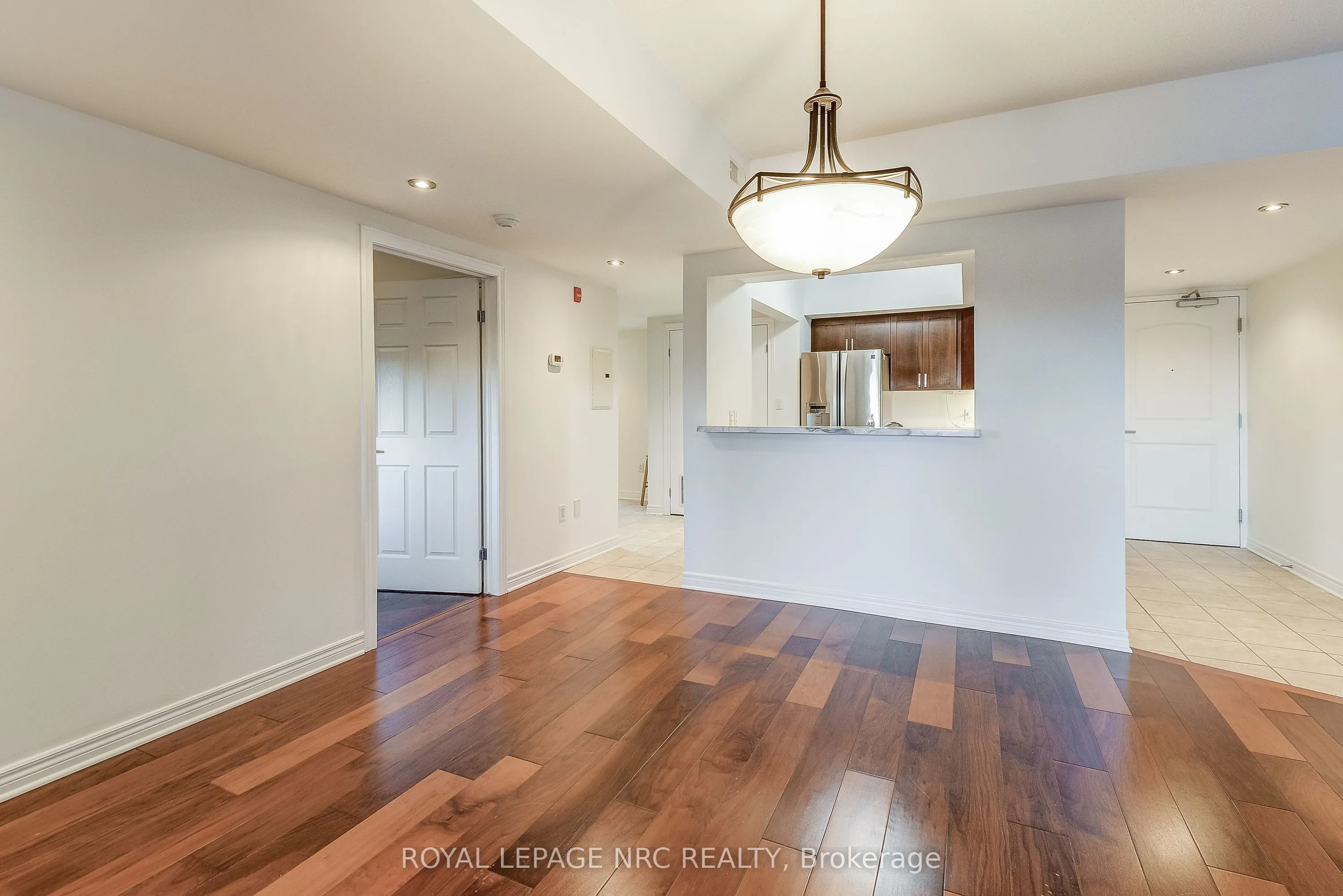 678 Line 2 Road, #202