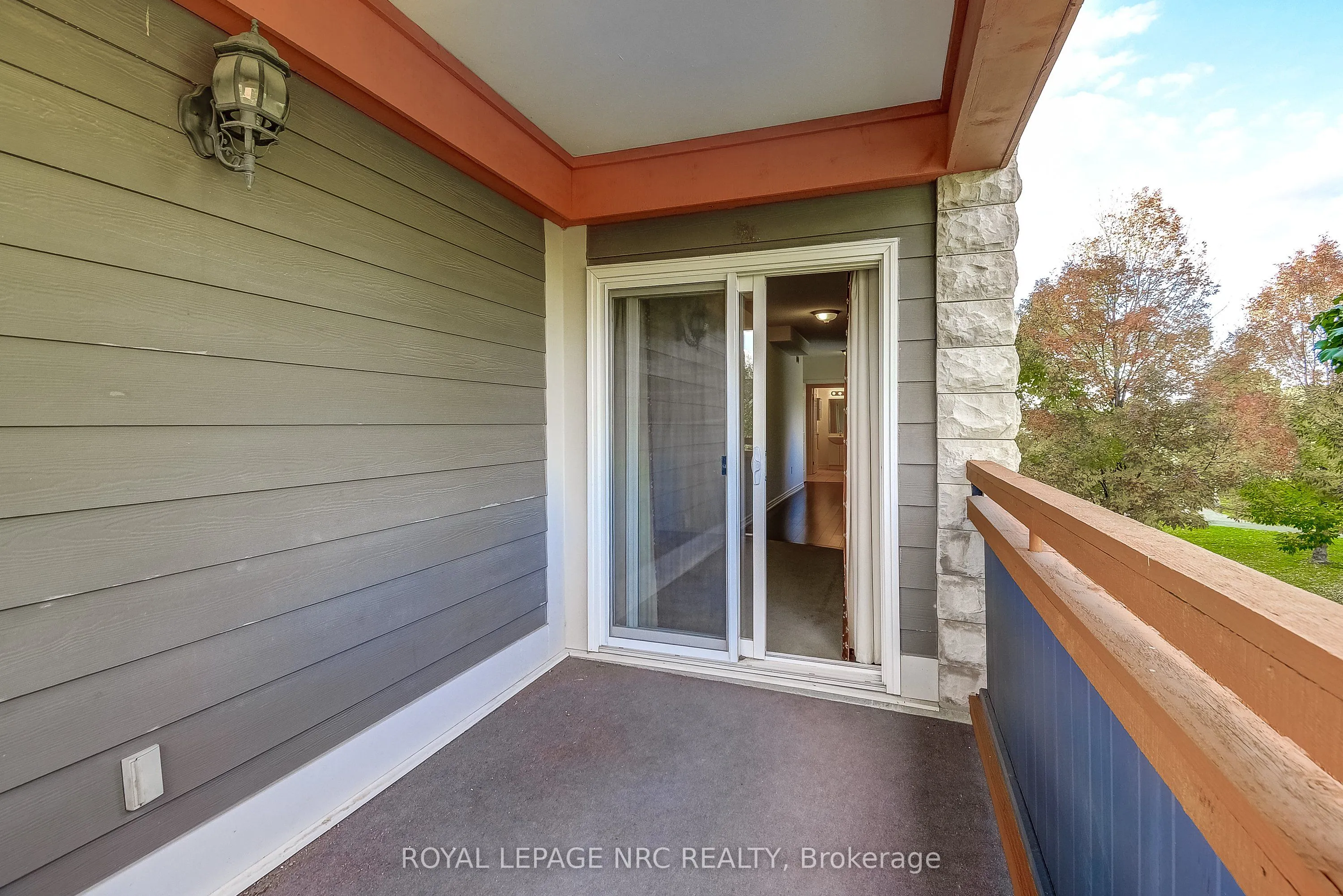 678 Line 2 Road, #202