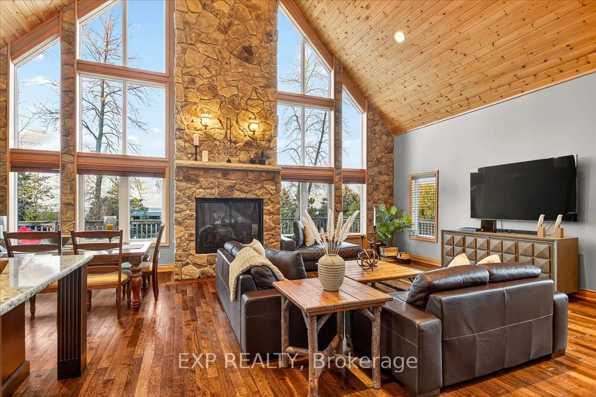 192 Sunset Boulevard