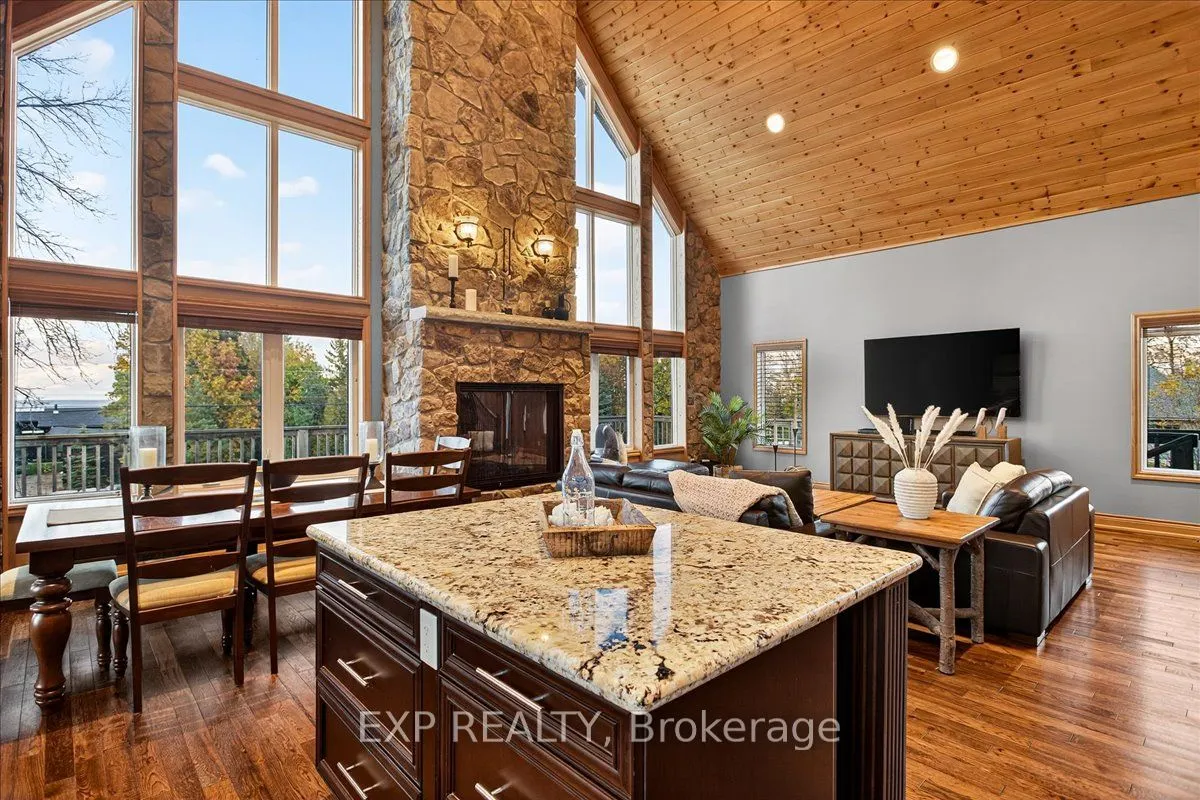 192 Sunset Boulevard